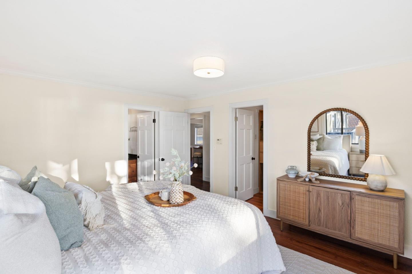 Detail Gallery Image 22 of 52 For 266 6th St, Montara,  CA 94037 - 5 Beds | 3 Baths