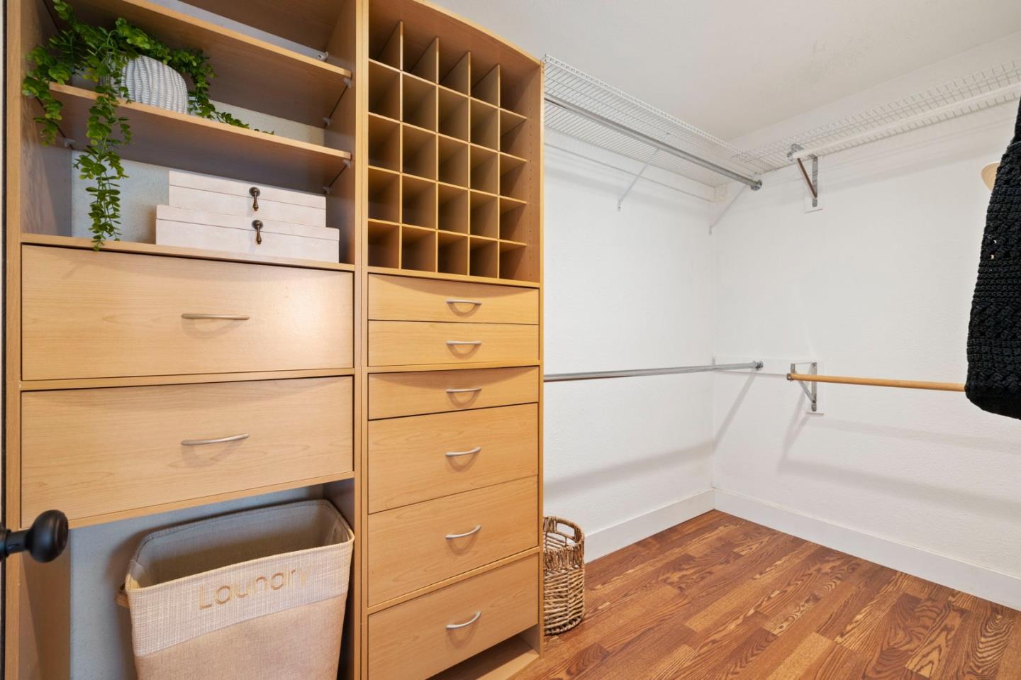 Detail Gallery Image 24 of 52 For 266 6th St, Montara,  CA 94037 - 5 Beds | 3 Baths