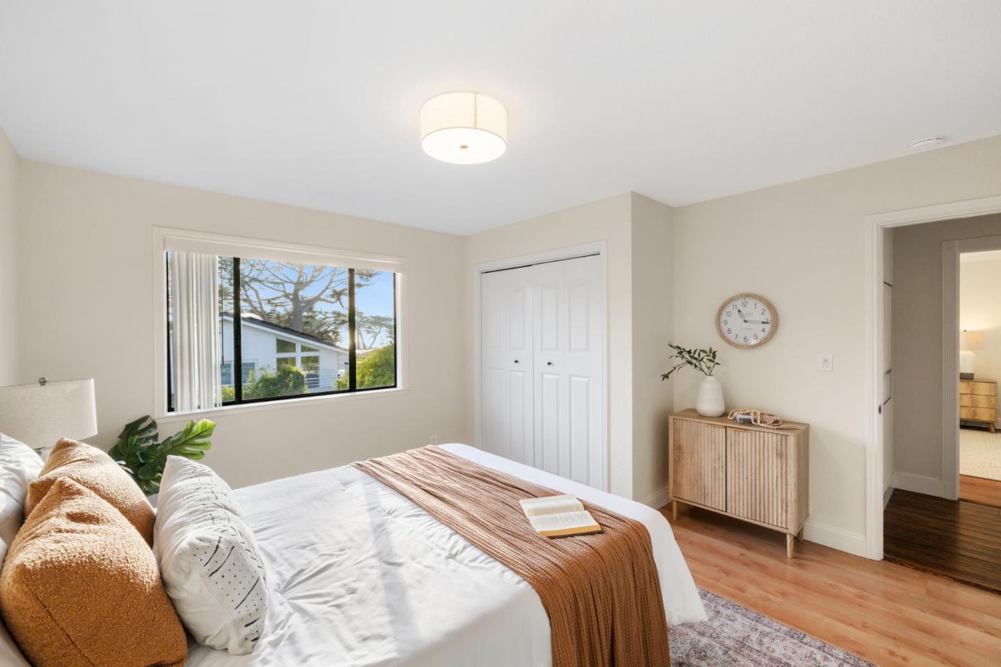 Detail Gallery Image 29 of 52 For 266 6th St, Montara,  CA 94037 - 5 Beds | 3 Baths