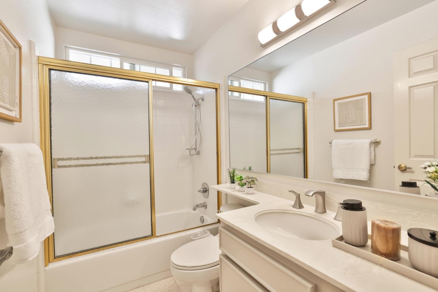 Detail Gallery Image 23 of 39 For 1592 Dorcey Ln, San Jose,  CA 95120 - 4 Beds | 2/1 Baths