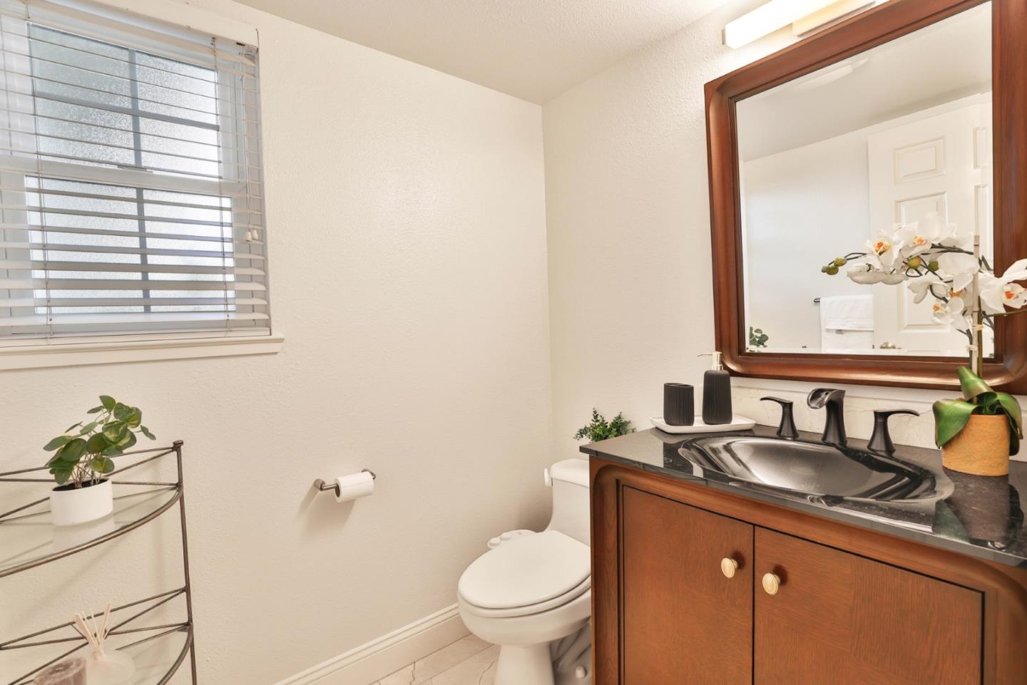 Detail Gallery Image 24 of 39 For 1592 Dorcey Ln, San Jose,  CA 95120 - 4 Beds | 2/1 Baths