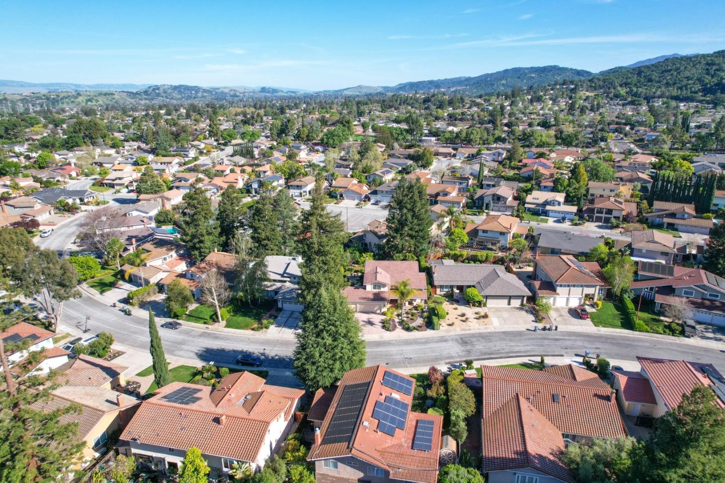 Detail Gallery Image 35 of 39 For 1592 Dorcey Ln, San Jose,  CA 95120 - 4 Beds | 2/1 Baths