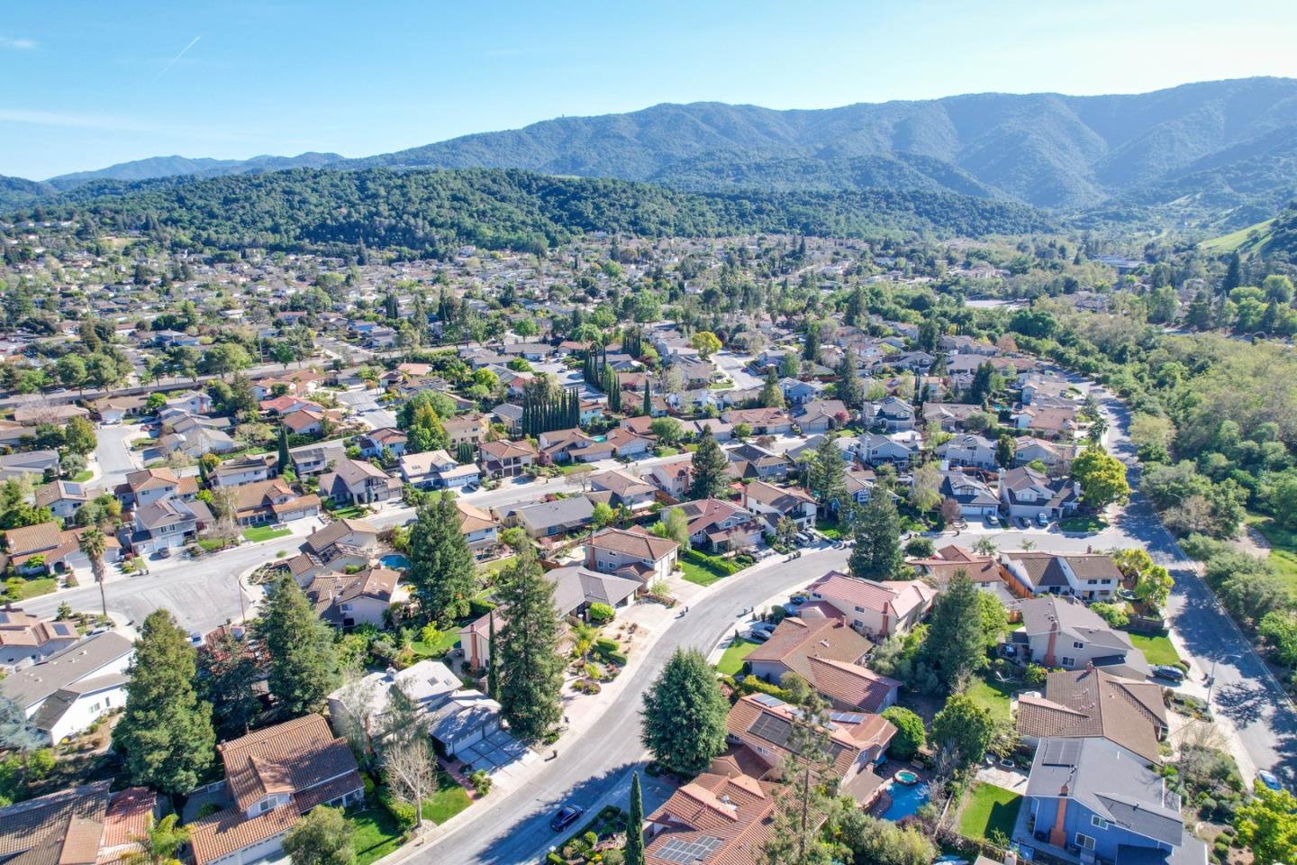 Detail Gallery Image 39 of 39 For 1592 Dorcey Ln, San Jose,  CA 95120 - 4 Beds | 2/1 Baths