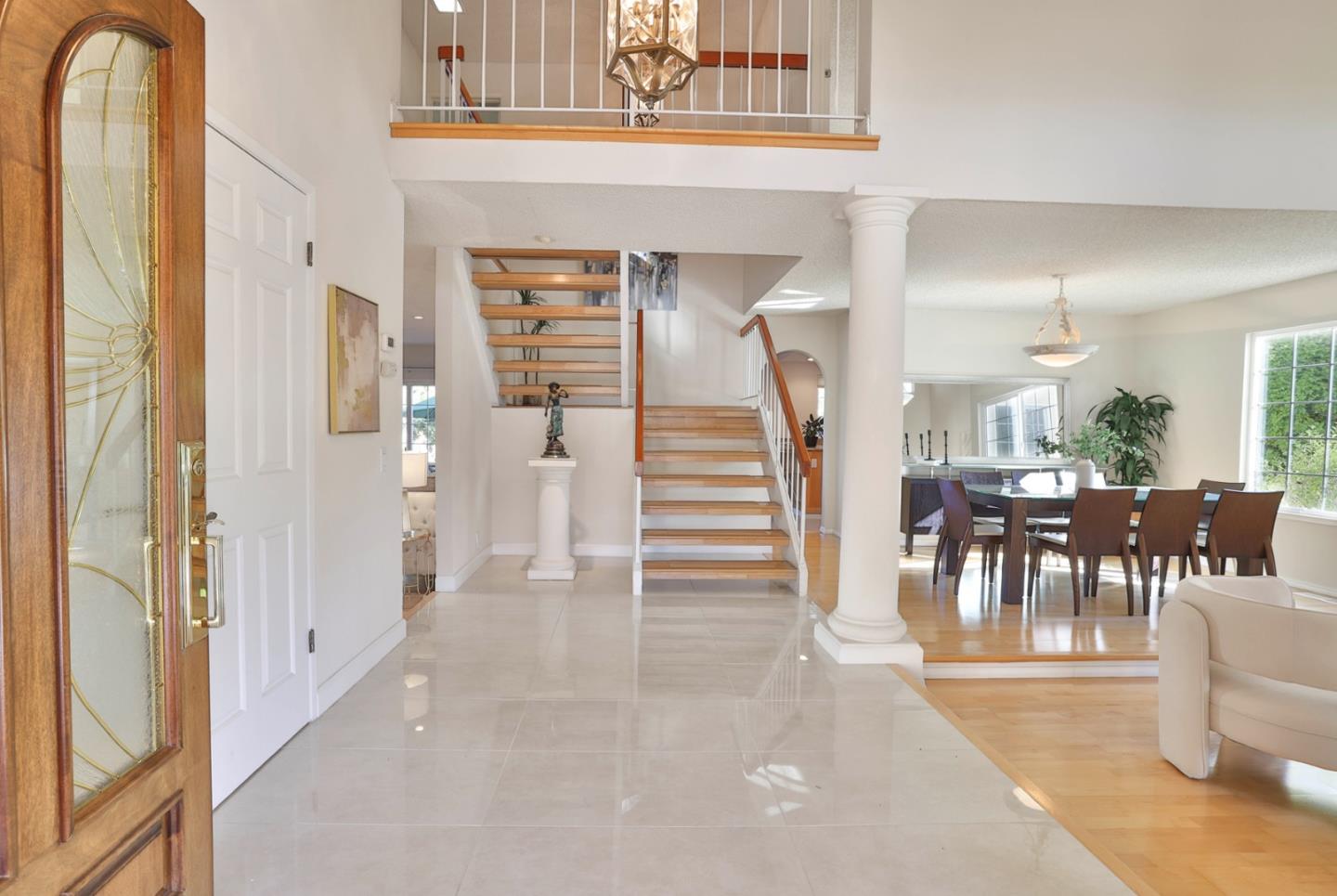 Detail Gallery Image 4 of 39 For 1592 Dorcey Ln, San Jose,  CA 95120 - 4 Beds | 2/1 Baths