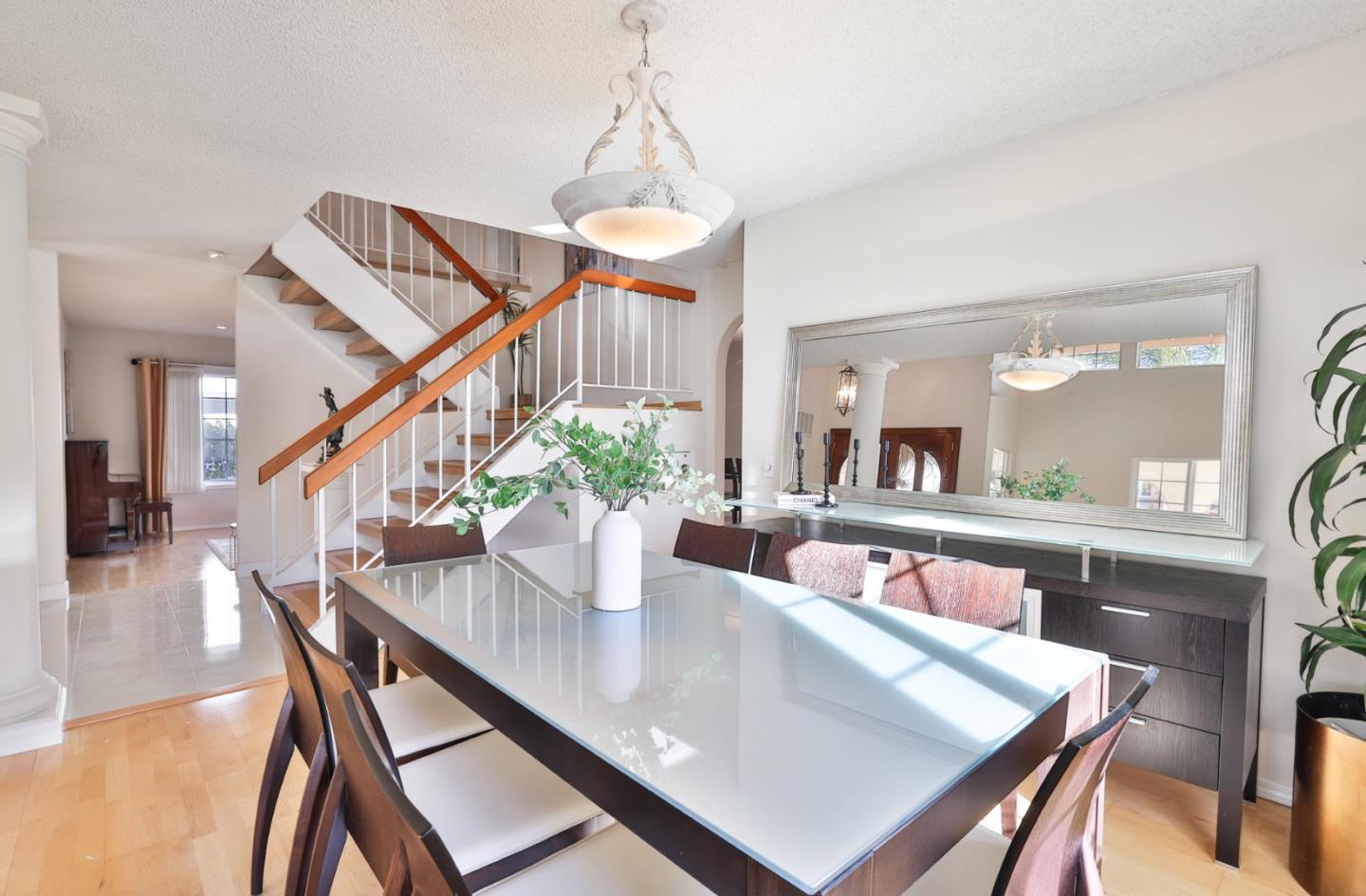 Detail Gallery Image 7 of 39 For 1592 Dorcey Ln, San Jose,  CA 95120 - 4 Beds | 2/1 Baths