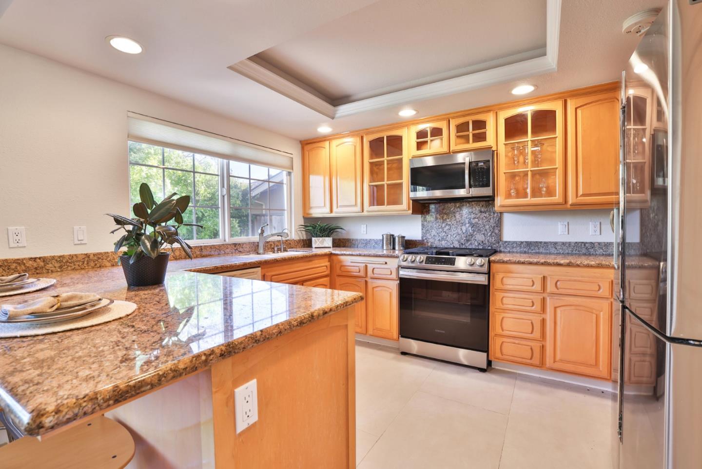 Detail Gallery Image 9 of 39 For 1592 Dorcey Ln, San Jose,  CA 95120 - 4 Beds | 2/1 Baths