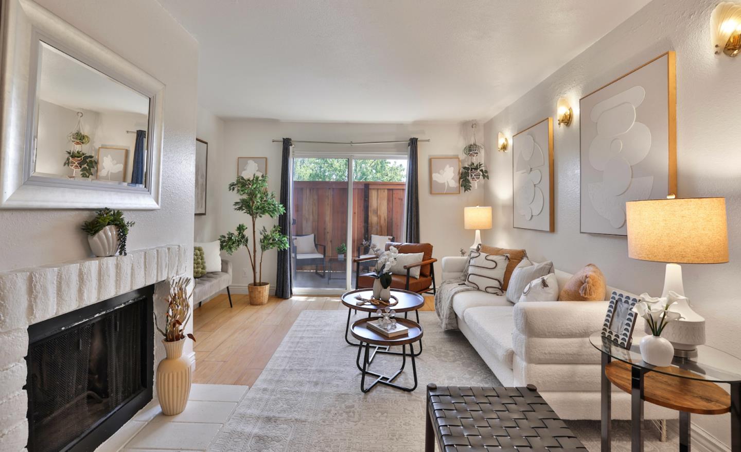 Front Image Thumbnail for ML82038155