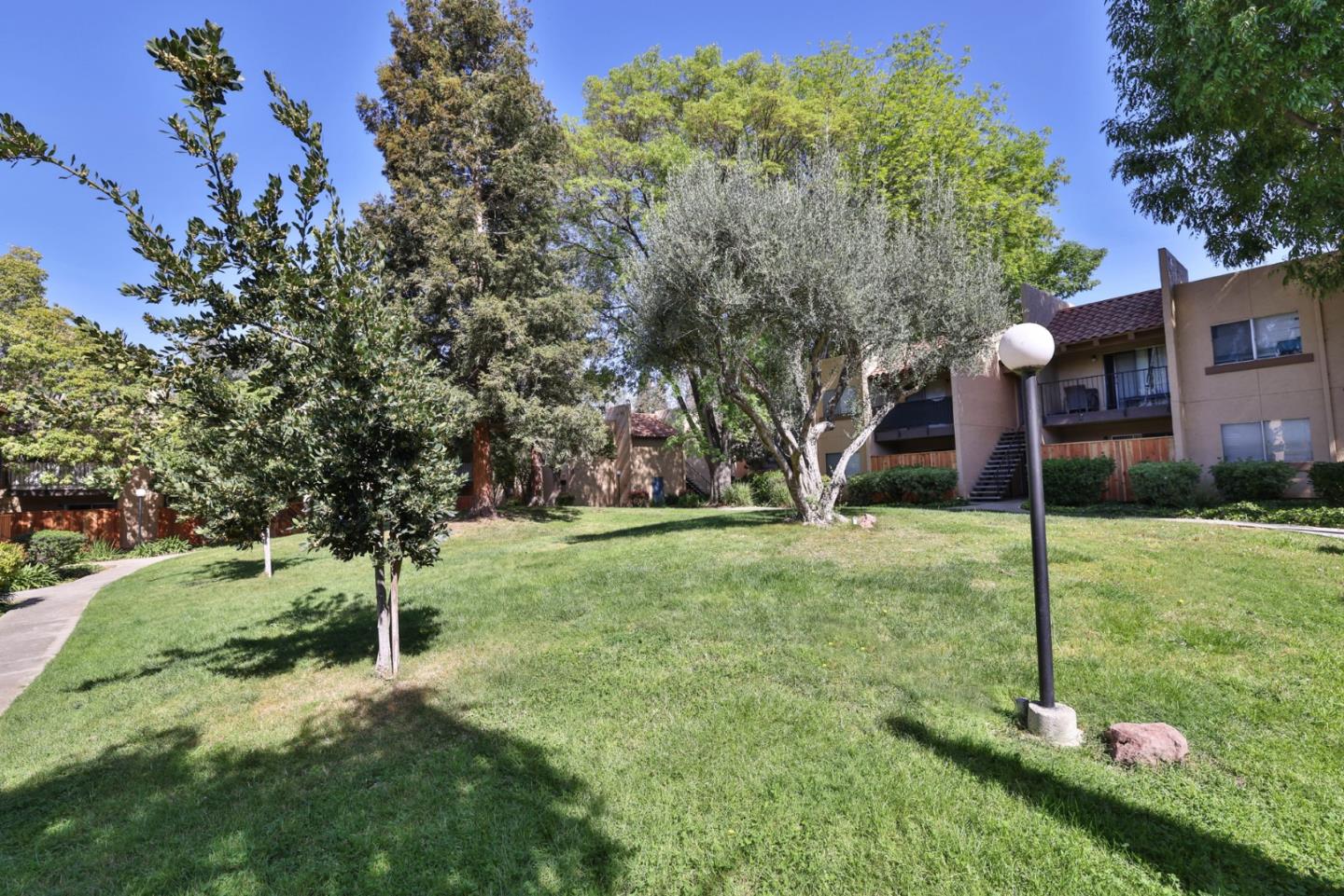 Detail Gallery Image 18 of 25 For 247 N Capitol Ave #161,  San Jose,  CA 95127 - 1 Beds | 1 Baths