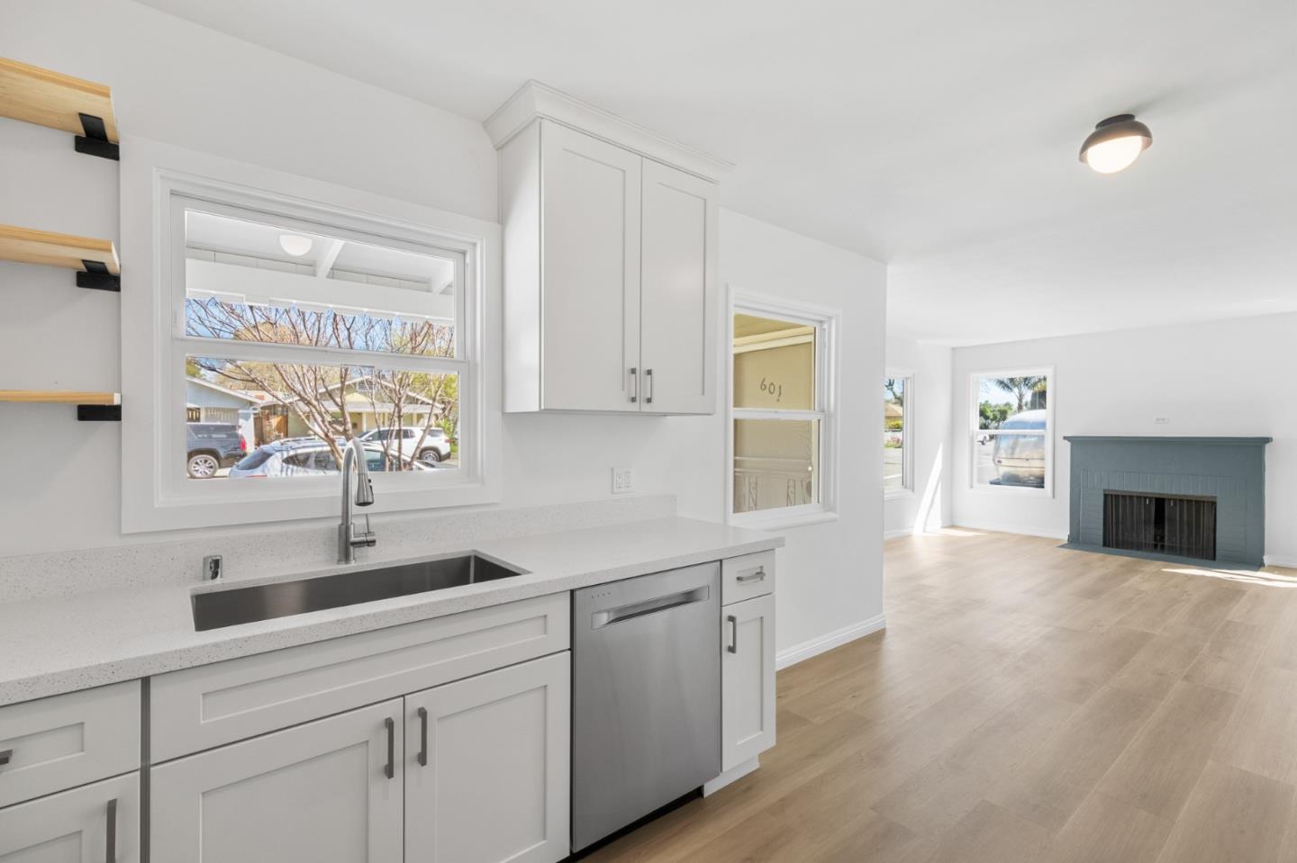 Detail Gallery Image 9 of 22 For 601 N 17th St, San Jose,  CA 95112 - – Beds | – Baths