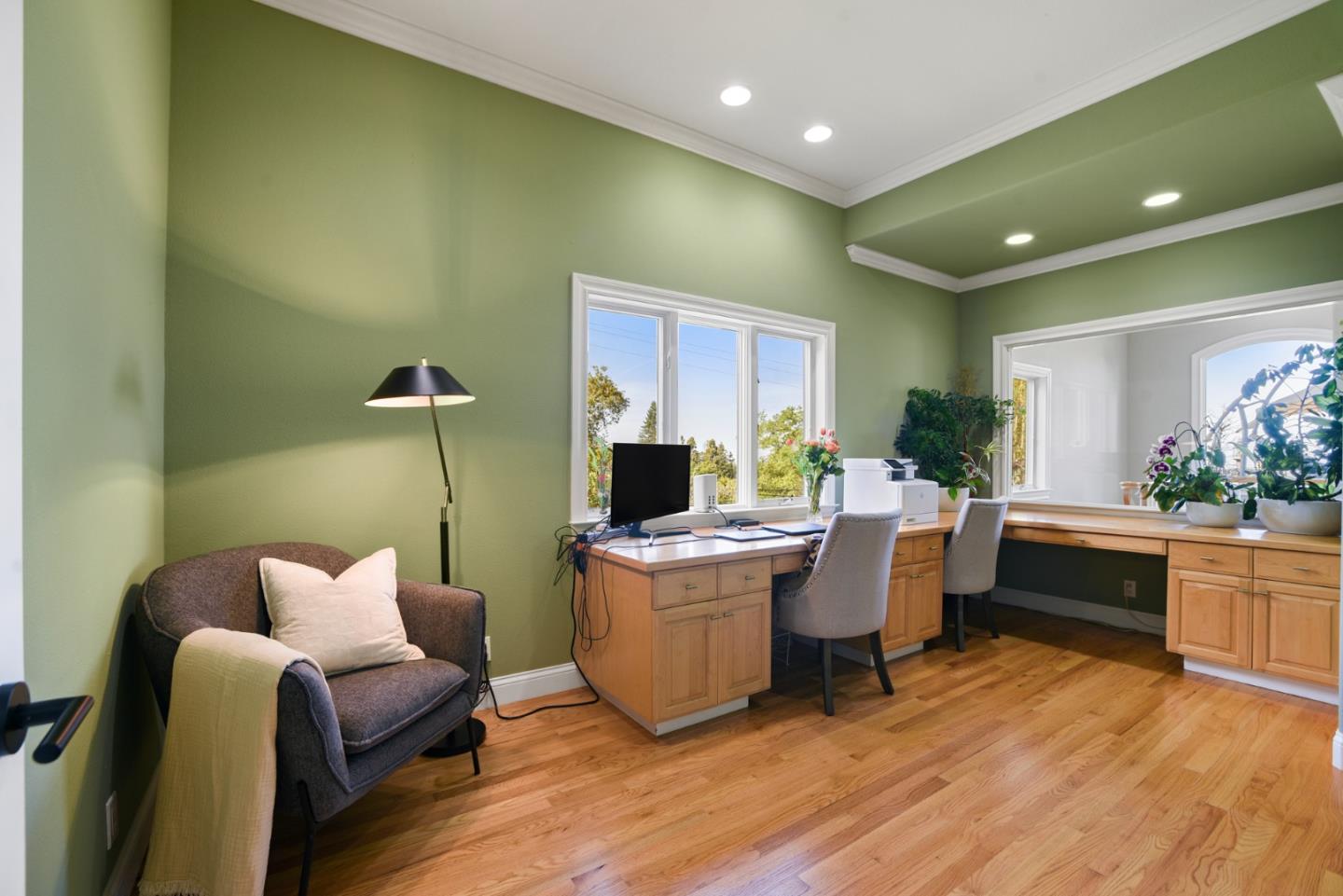 Detail Gallery Image 24 of 39 For 18782 Withey Rd, Monte Sereno,  CA 95030 - 4 Beds | 3/1 Baths