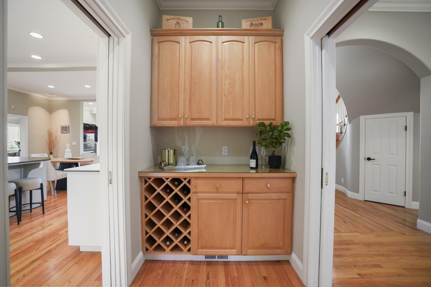 Detail Gallery Image 28 of 39 For 18782 Withey Rd, Monte Sereno,  CA 95030 - 4 Beds | 3/1 Baths