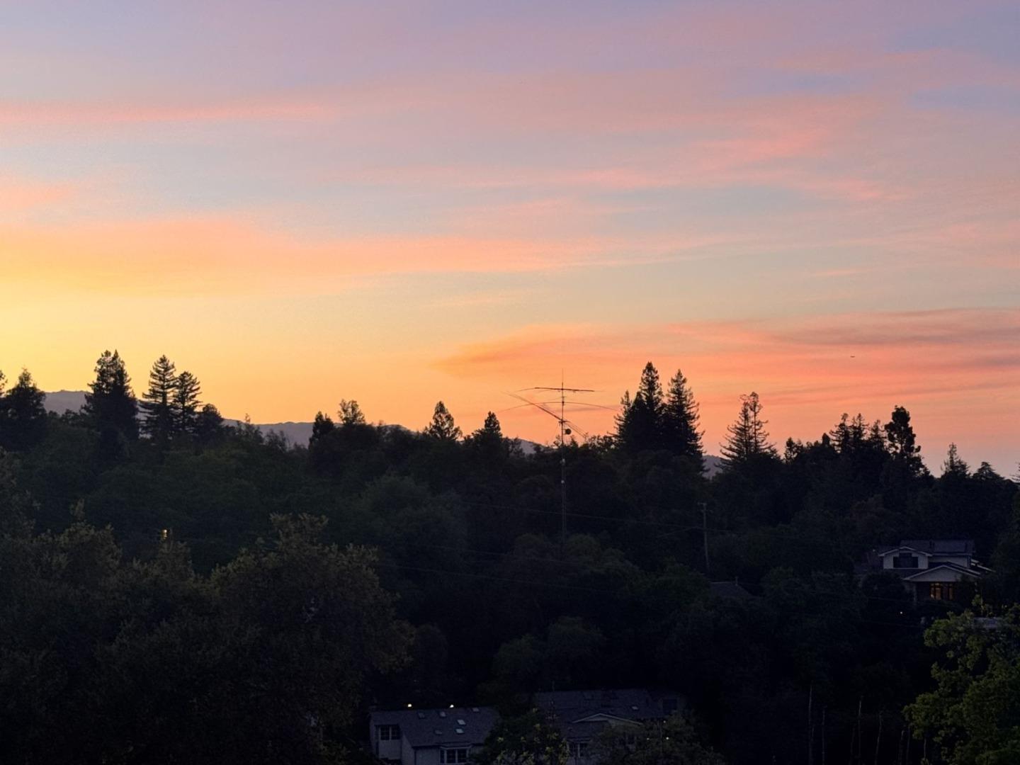 Detail Gallery Image 37 of 39 For 18782 Withey Rd, Monte Sereno,  CA 95030 - 4 Beds | 3/1 Baths