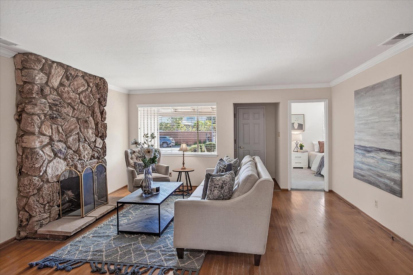 Detail Gallery Image 11 of 14 For 995 Melbourne Blvd, San Jose,  CA 95116 - 3 Beds | 2 Baths
