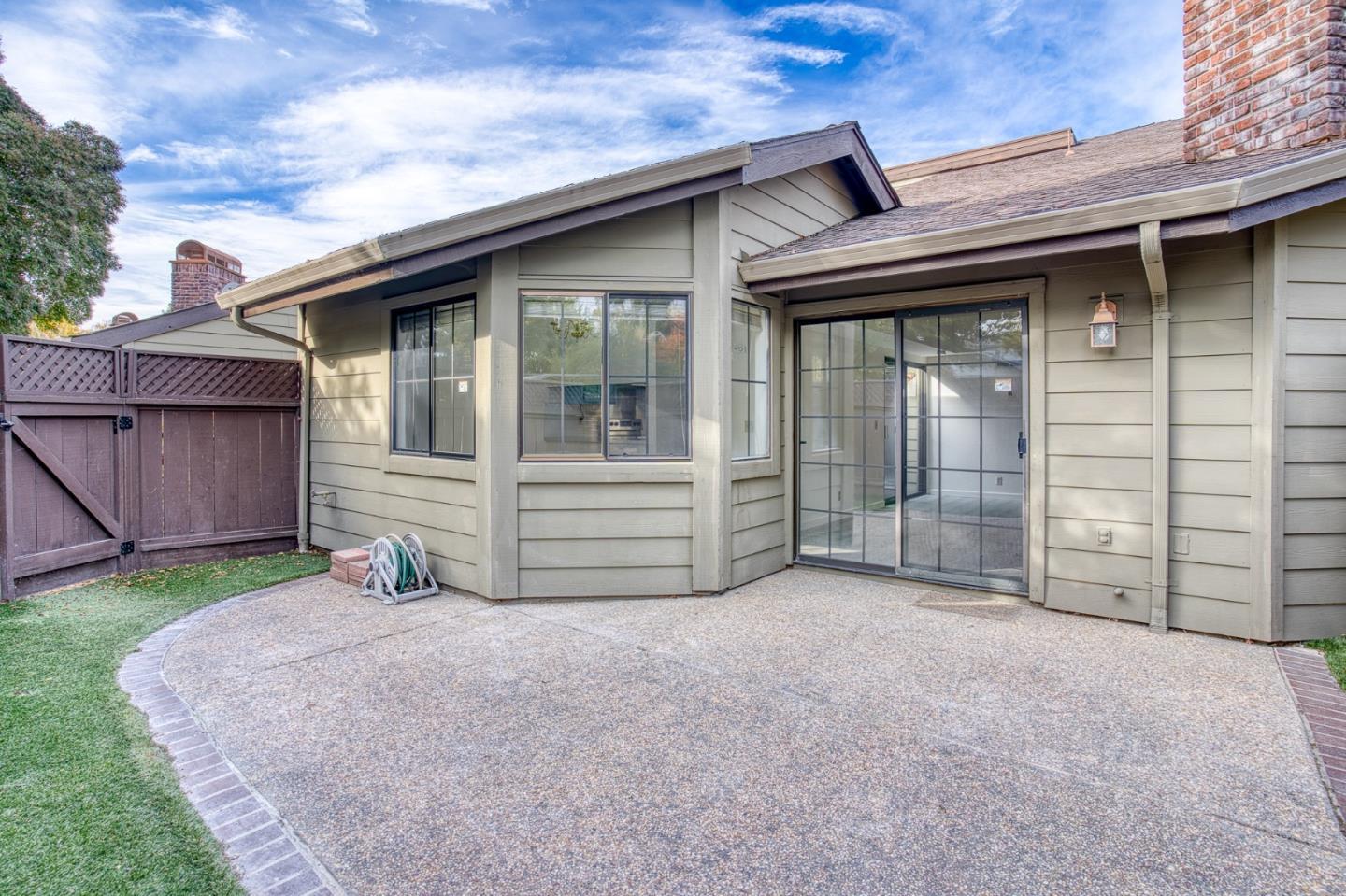 Detail Gallery Image 23 of 28 For 1874 Harvest Rd, Pleasanton,  CA 94566 - 2 Beds | 2 Baths