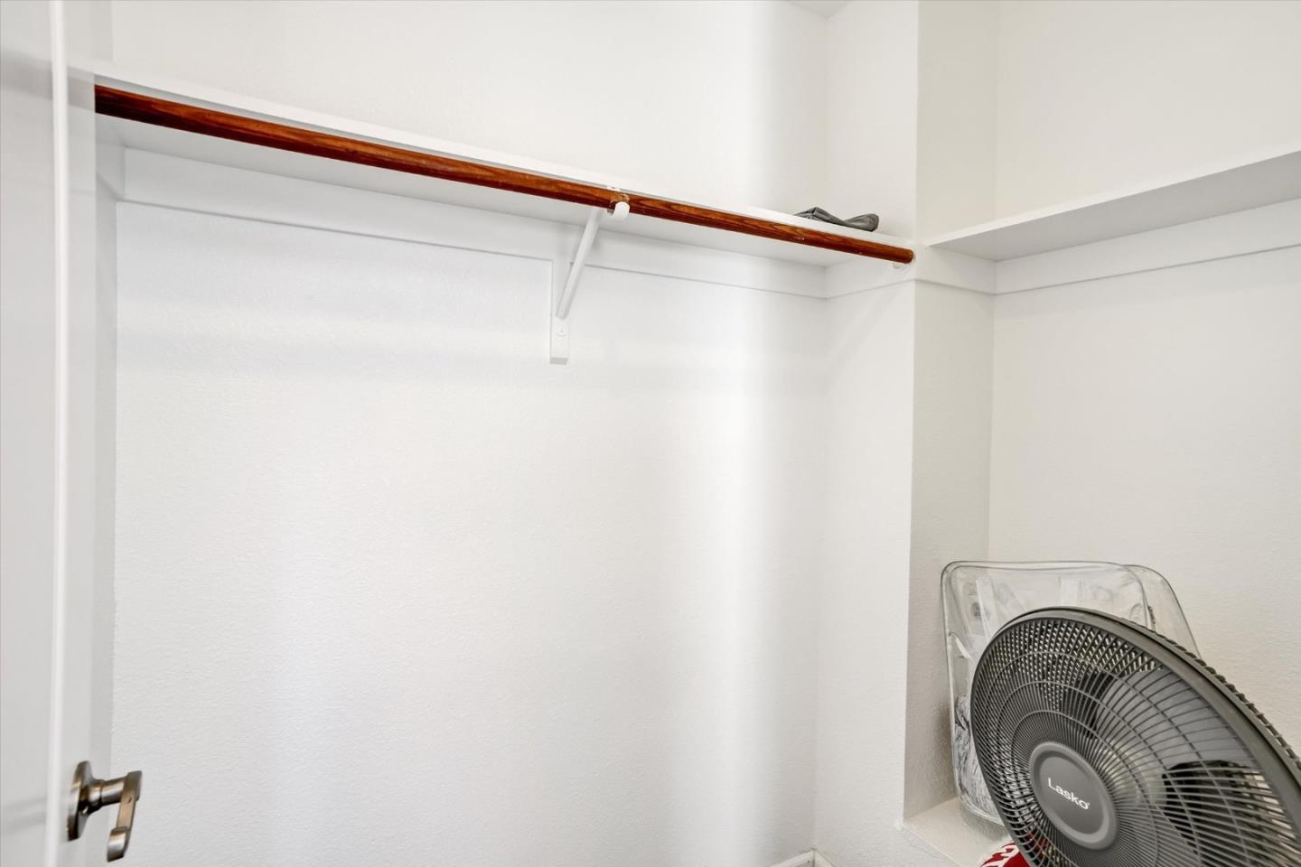 Detail Gallery Image 28 of 47 For 573 Rosewood Ct, Los Banos,  CA 93635 - 4 Beds | 3 Baths