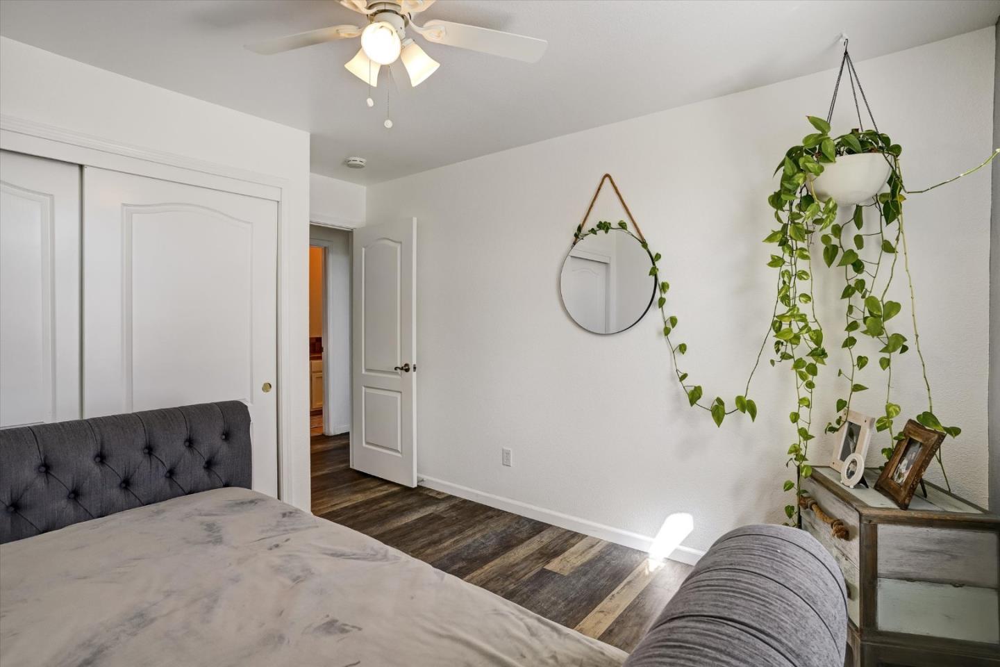 Detail Gallery Image 30 of 47 For 573 Rosewood Ct, Los Banos,  CA 93635 - 4 Beds | 3 Baths