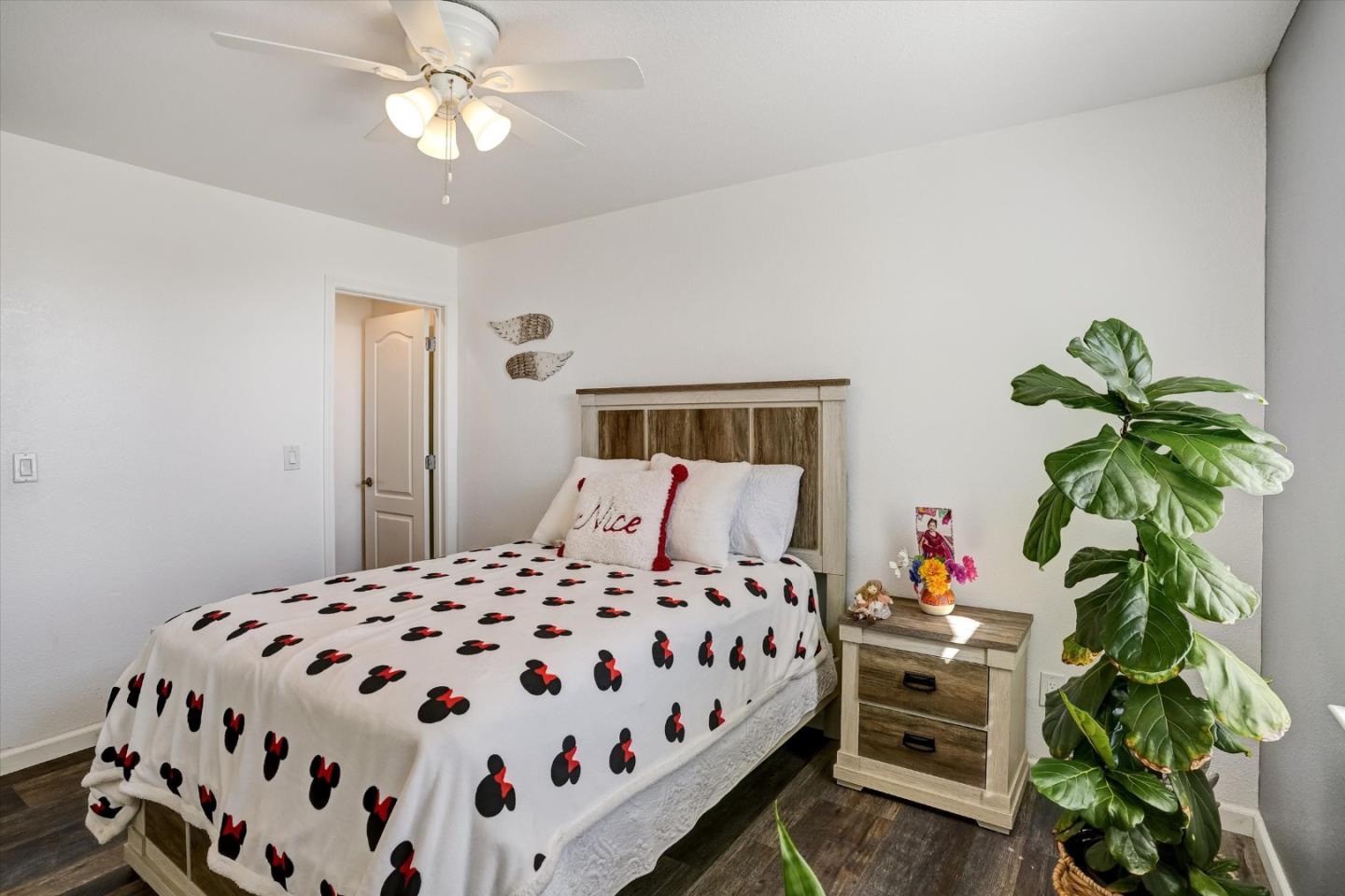 Detail Gallery Image 34 of 47 For 573 Rosewood Ct, Los Banos,  CA 93635 - 4 Beds | 3 Baths