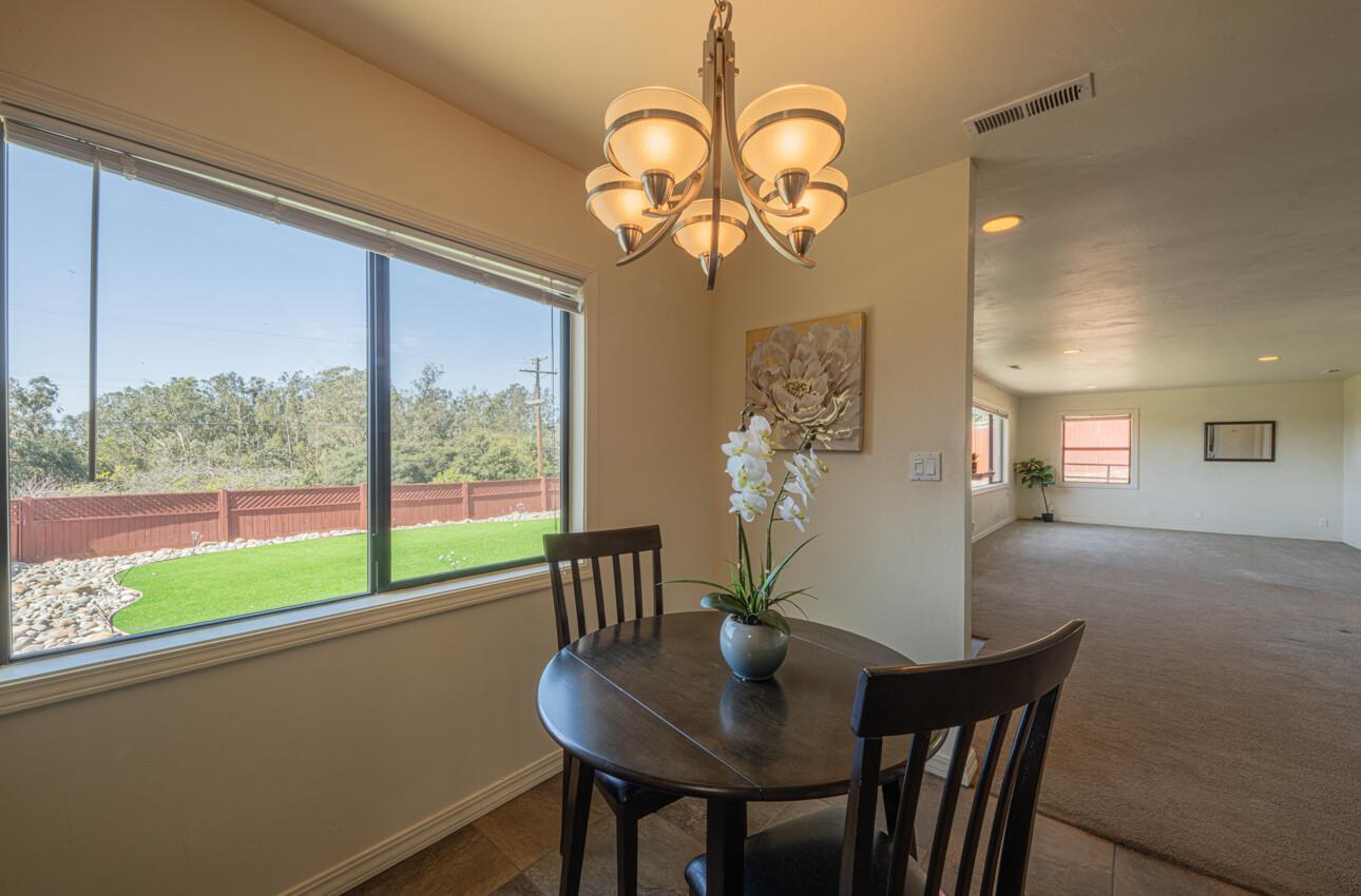 Detail Gallery Image 13 of 43 For 9340 Pollock Ln, Salinas,  CA 93907 - 3 Beds | 2 Baths