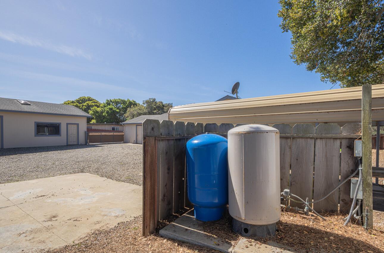 Detail Gallery Image 40 of 43 For 9340 Pollock Ln, Salinas,  CA 93907 - 3 Beds | 2 Baths