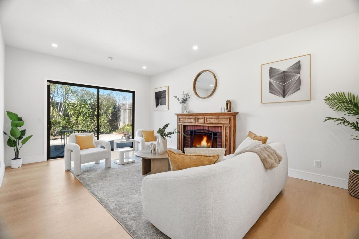 Detail Gallery Image 15 of 34 For 629 Pilgrim Dr, Foster City,  CA 94404 - 3 Beds | 2 Baths