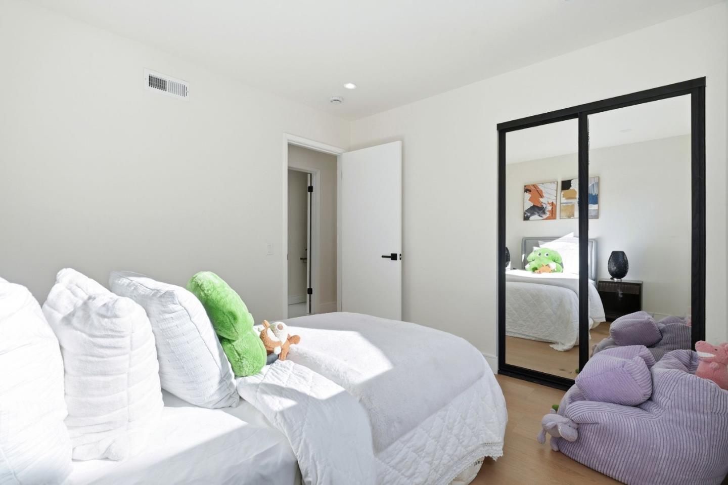 Detail Gallery Image 24 of 34 For 629 Pilgrim Dr, Foster City,  CA 94404 - 3 Beds | 2 Baths