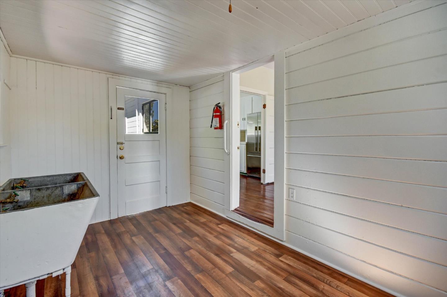 Detail Gallery Image 14 of 21 For 901 Sunnyvale Saratoga Rd, Sunnyvale,  CA 94087 - 3 Beds | 1 Baths