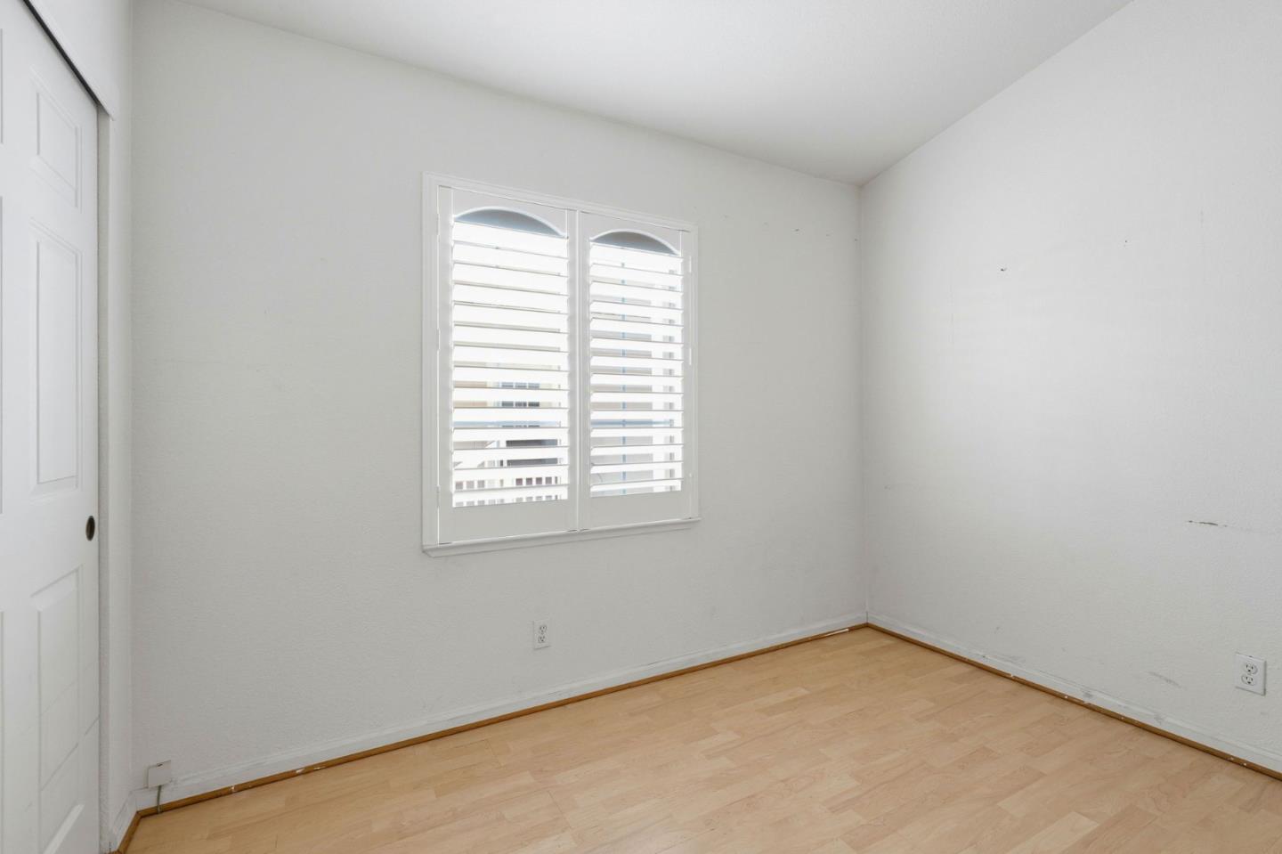 Detail Gallery Image 17 of 27 For 2600 Senter Rd #121,  San Jose,  CA 95111 - 3 Beds | 2 Baths