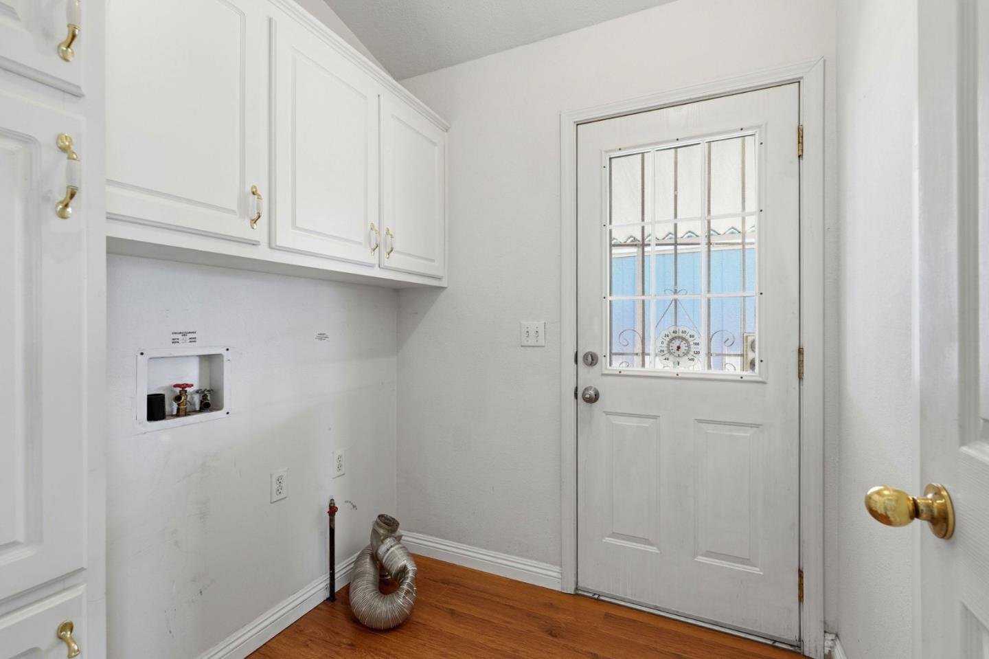 Detail Gallery Image 22 of 27 For 2600 Senter Rd #121,  San Jose,  CA 95111 - 3 Beds | 2 Baths