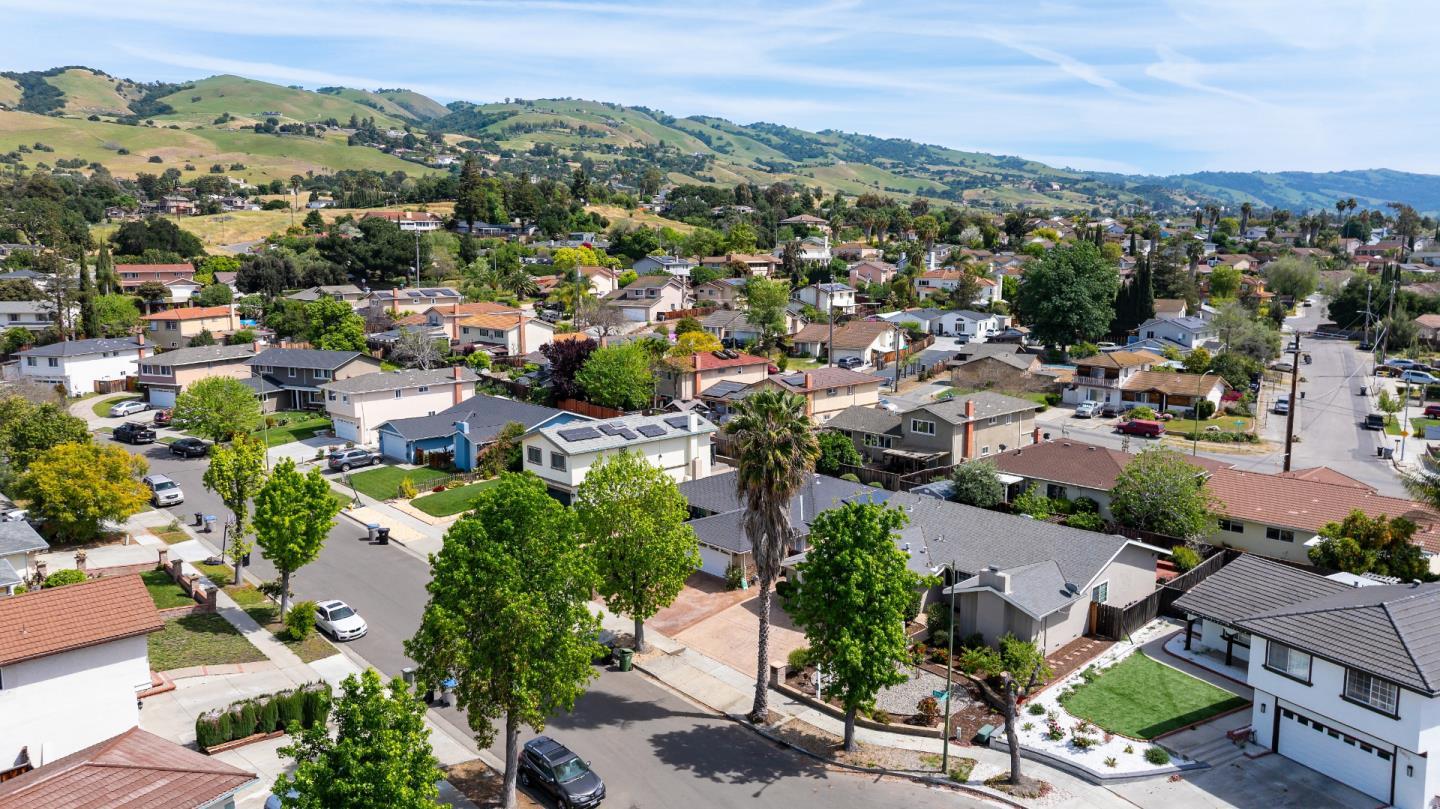 Detail Gallery Image 80 of 111 For 3410 Gila Dr, San Jose,  CA 95148 - 4 Beds | 2 Baths