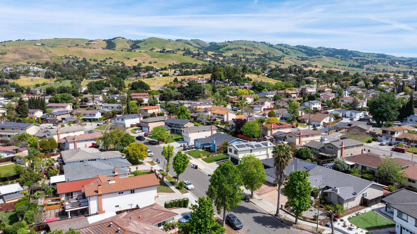 Detail Gallery Image 82 of 111 For 3410 Gila Dr, San Jose,  CA 95148 - 4 Beds | 2 Baths