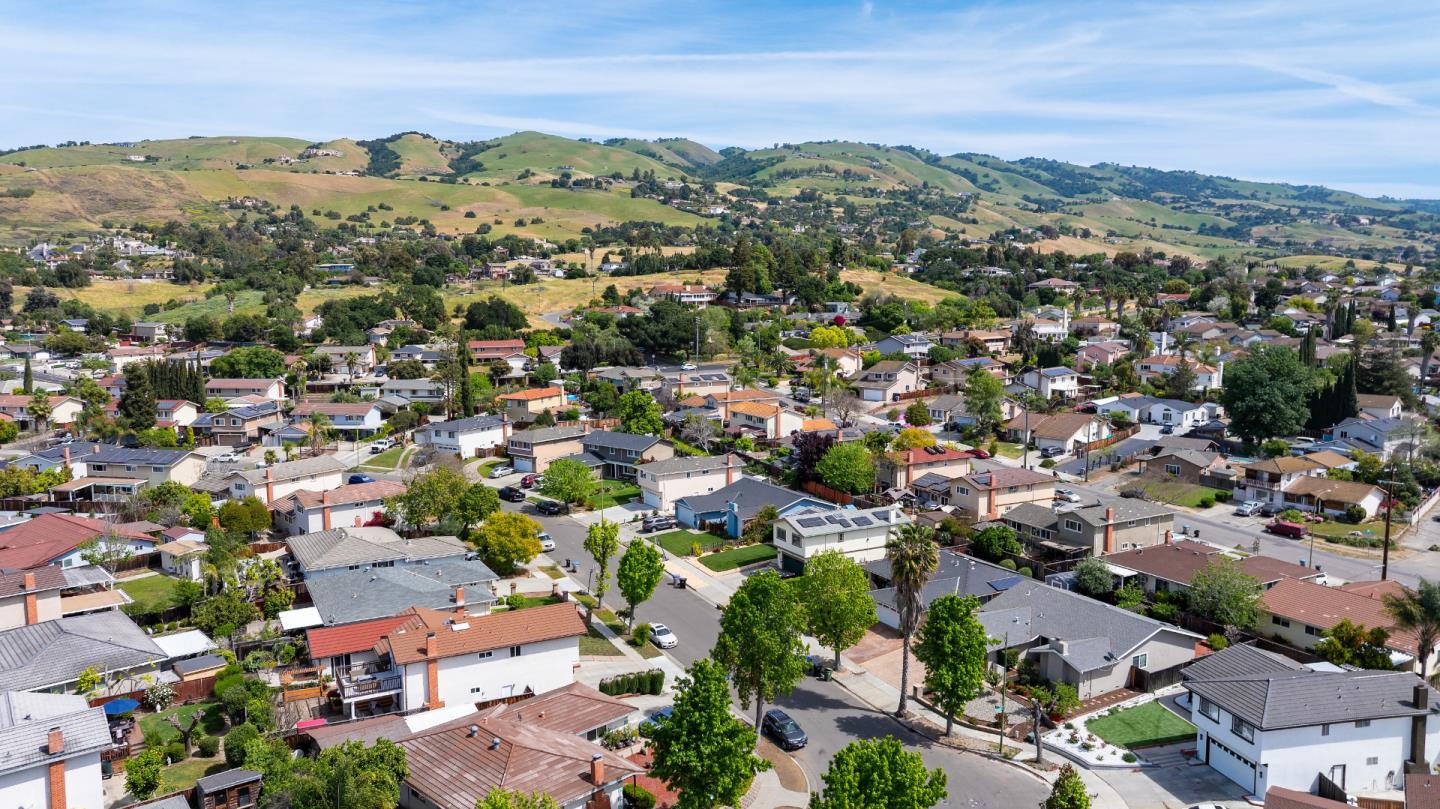 Detail Gallery Image 83 of 111 For 3410 Gila Dr, San Jose,  CA 95148 - 4 Beds | 2 Baths