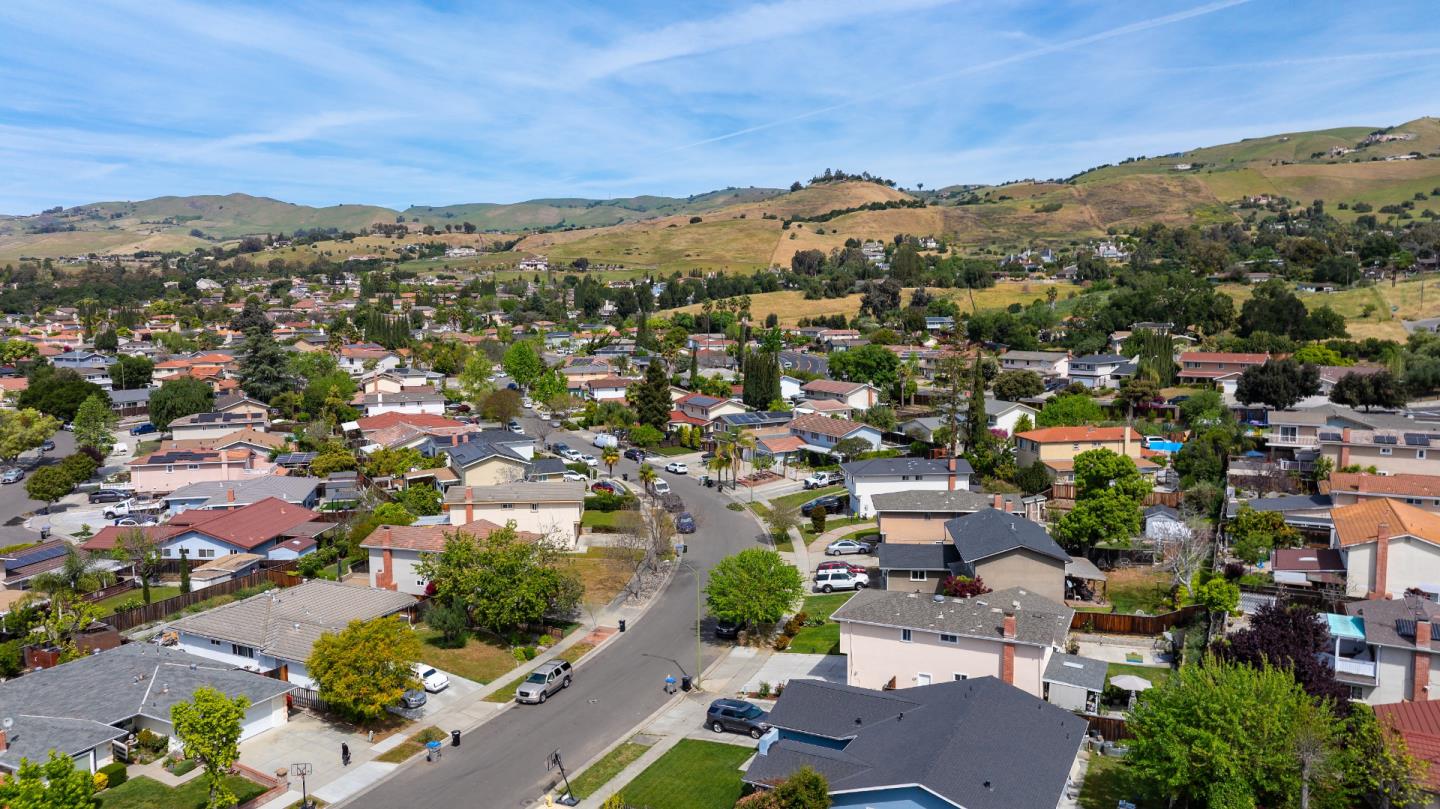Detail Gallery Image 85 of 111 For 3410 Gila Dr, San Jose,  CA 95148 - 4 Beds | 2 Baths