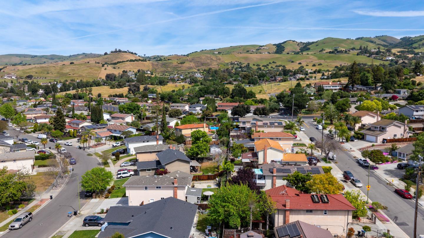 Detail Gallery Image 86 of 111 For 3410 Gila Dr, San Jose,  CA 95148 - 4 Beds | 2 Baths