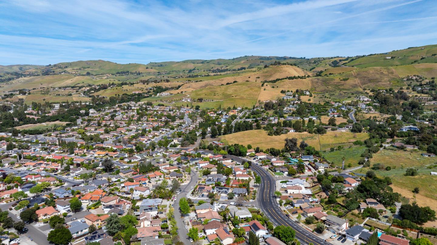 Detail Gallery Image 95 of 111 For 3410 Gila Dr, San Jose,  CA 95148 - 4 Beds | 2 Baths