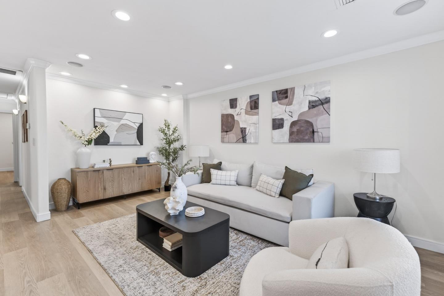 Detail Gallery Image 4 of 29 For 372 Gosser St, Milpitas,  CA 95035 - 3 Beds | 2 Baths