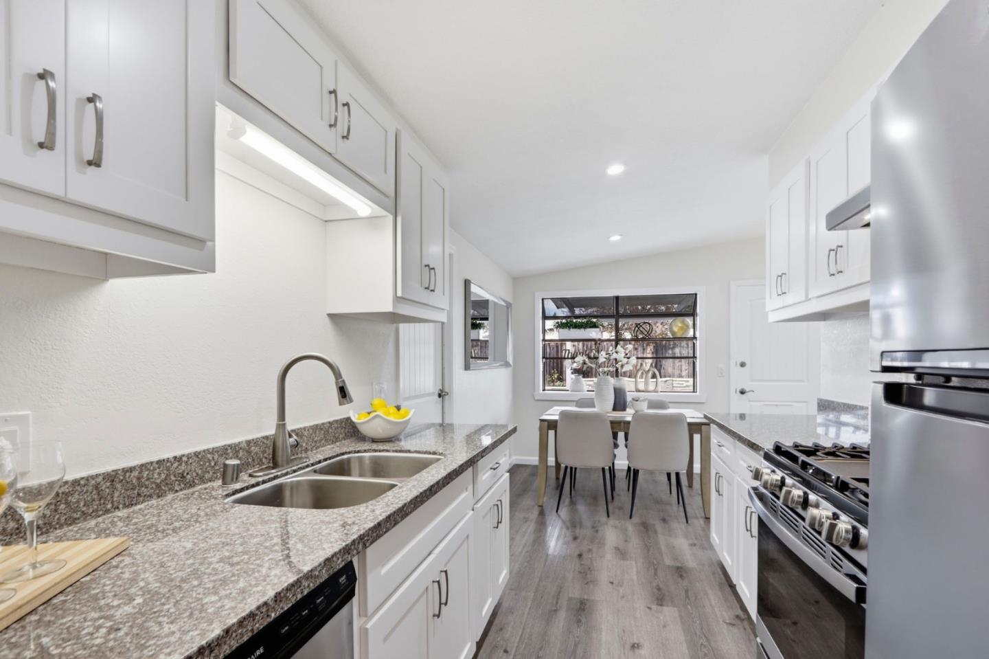 Detail Gallery Image 10 of 27 For 40452 Citrus Dr, Fremont,  CA 94538 - 3 Beds | 1 Baths