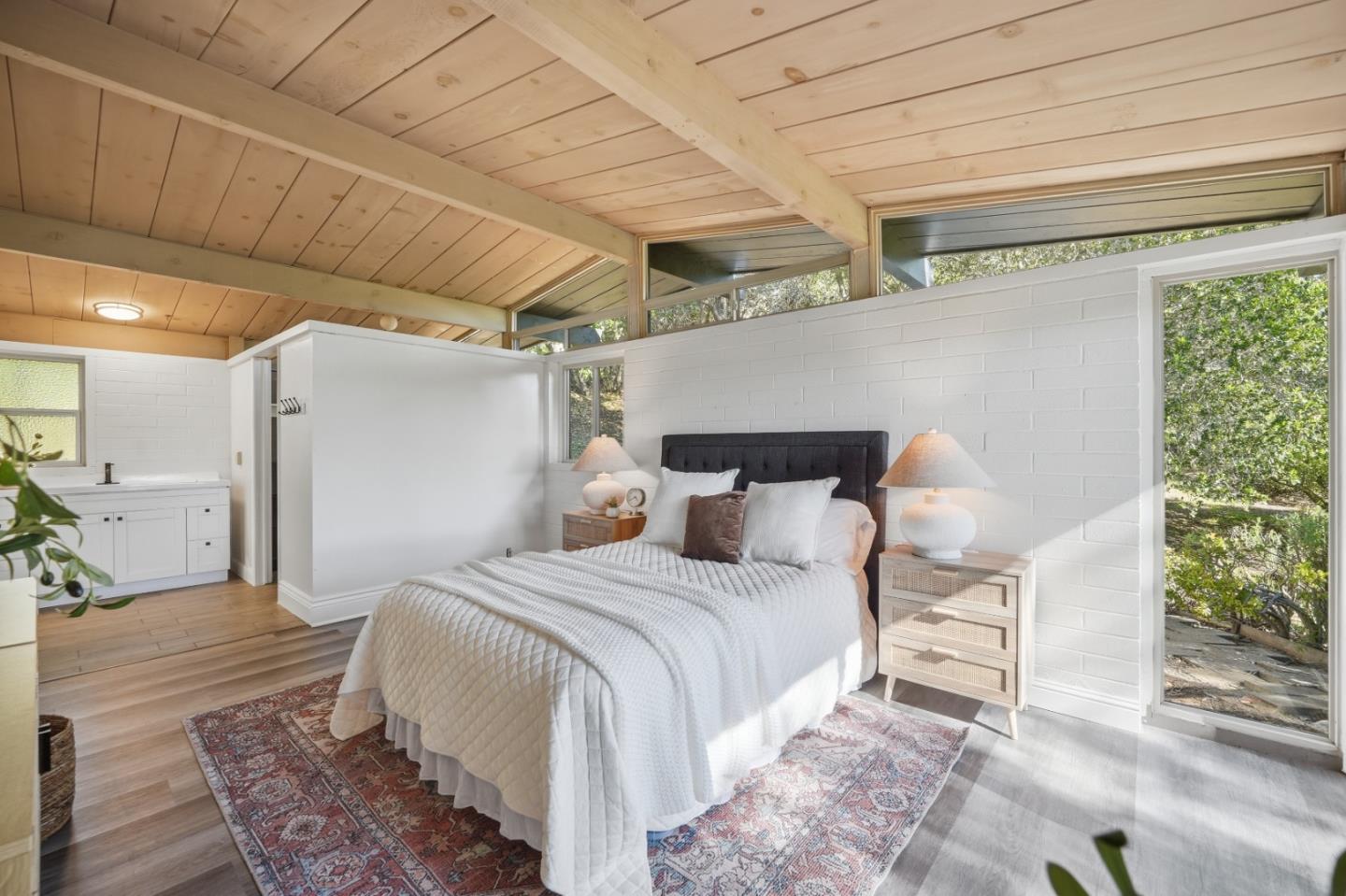 Detail Gallery Image 27 of 44 For 2930 Alexis Dr, Palo Alto,  CA 94304 - 3 Beds | 2 Baths