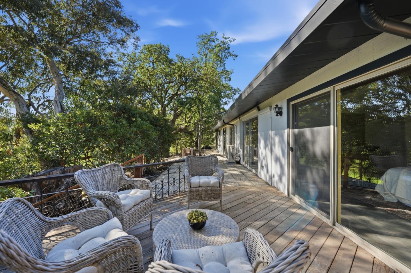 Detail Gallery Image 32 of 44 For 2930 Alexis Dr, Palo Alto,  CA 94304 - 3 Beds | 2 Baths