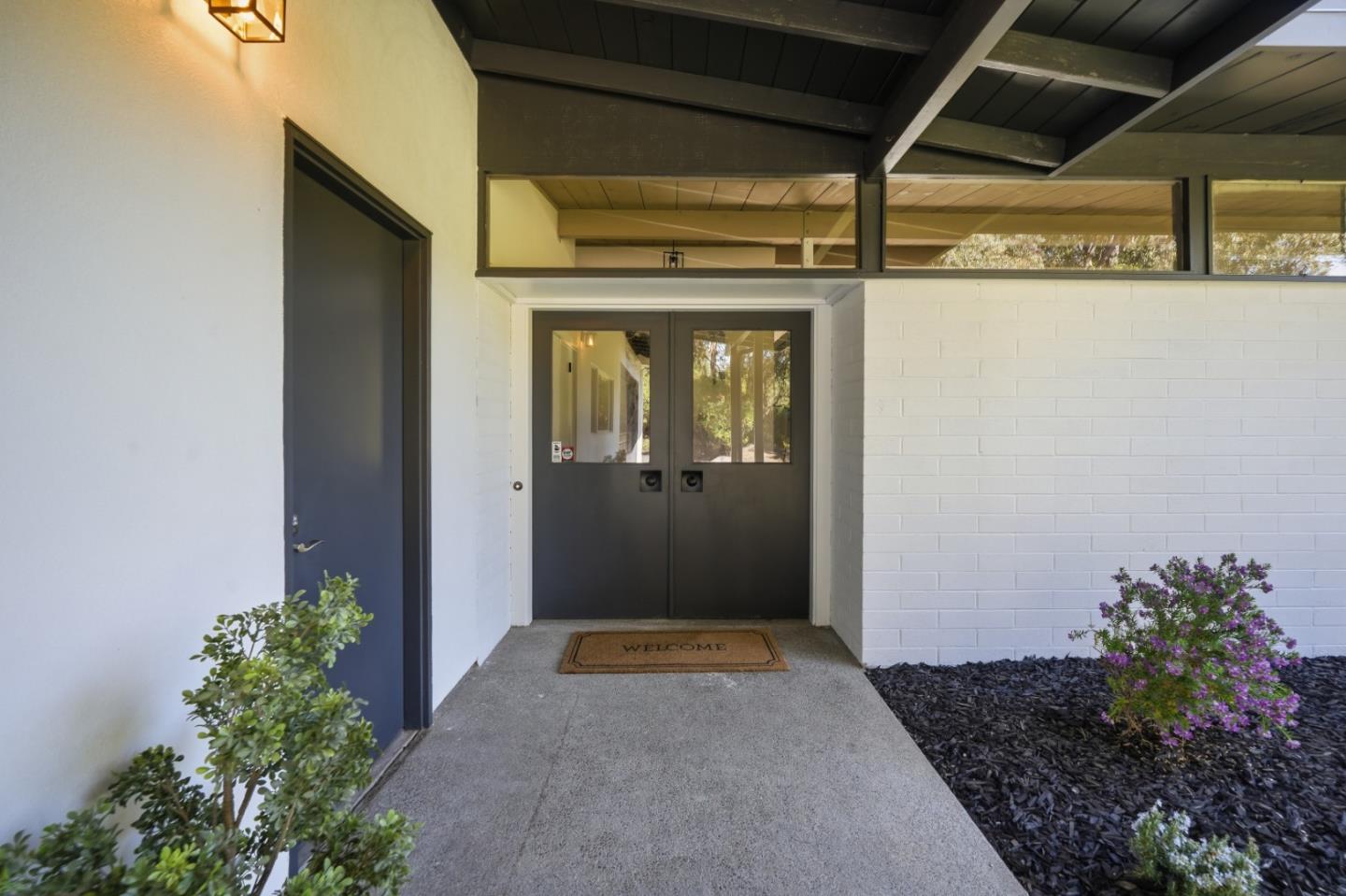 Detail Gallery Image 4 of 44 For 2930 Alexis Dr, Palo Alto,  CA 94304 - 3 Beds | 2 Baths