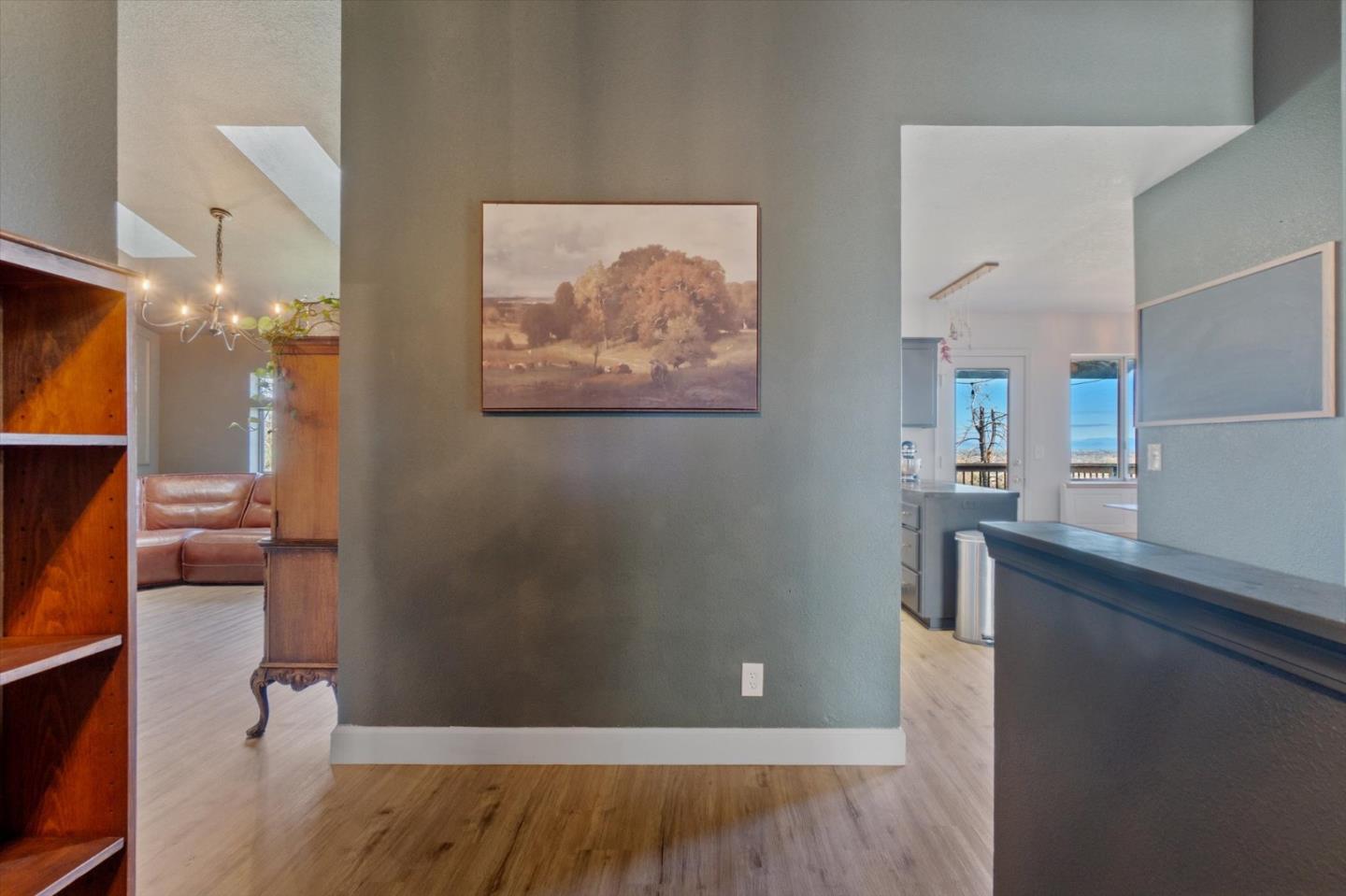 Detail Gallery Image 13 of 64 For 19789 Weide Way, Anderson,  CA 96007 - 3 Beds | 2 Baths