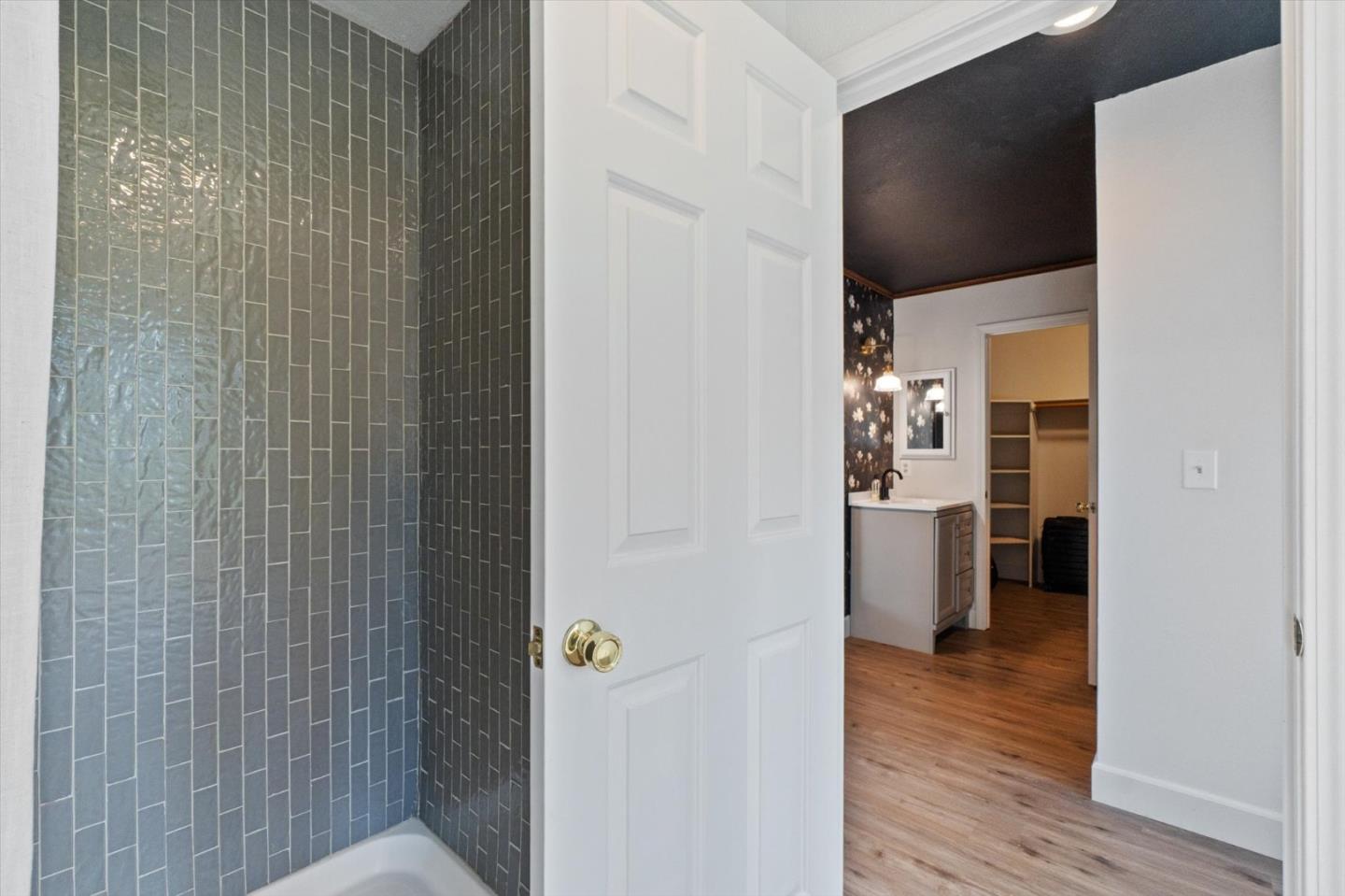 Detail Gallery Image 27 of 64 For 19789 Weide Way, Anderson,  CA 96007 - 3 Beds | 2 Baths