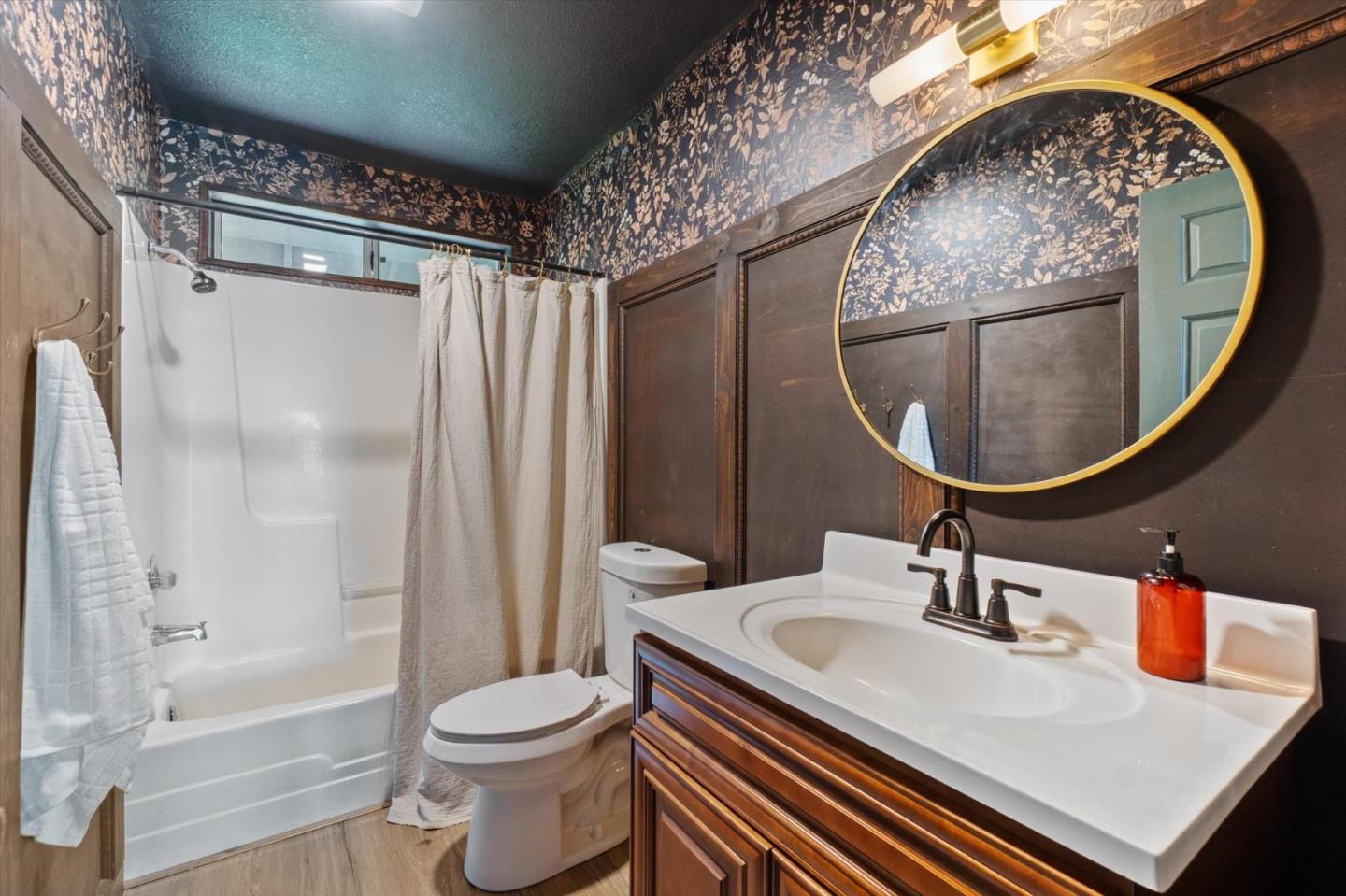 Detail Gallery Image 32 of 64 For 19789 Weide Way, Anderson,  CA 96007 - 3 Beds | 2 Baths