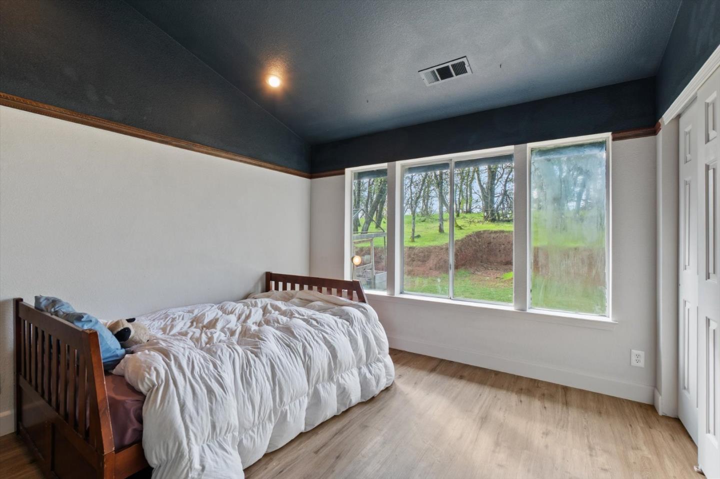 Detail Gallery Image 33 of 64 For 19789 Weide Way, Anderson,  CA 96007 - 3 Beds | 2 Baths