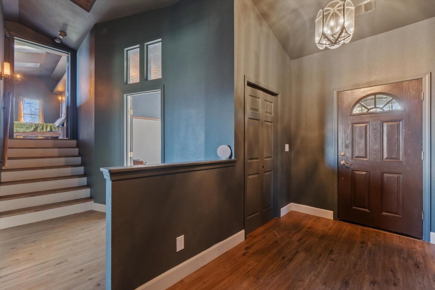 Detail Gallery Image 5 of 64 For 19789 Weide Way, Anderson,  CA 96007 - 3 Beds | 2 Baths