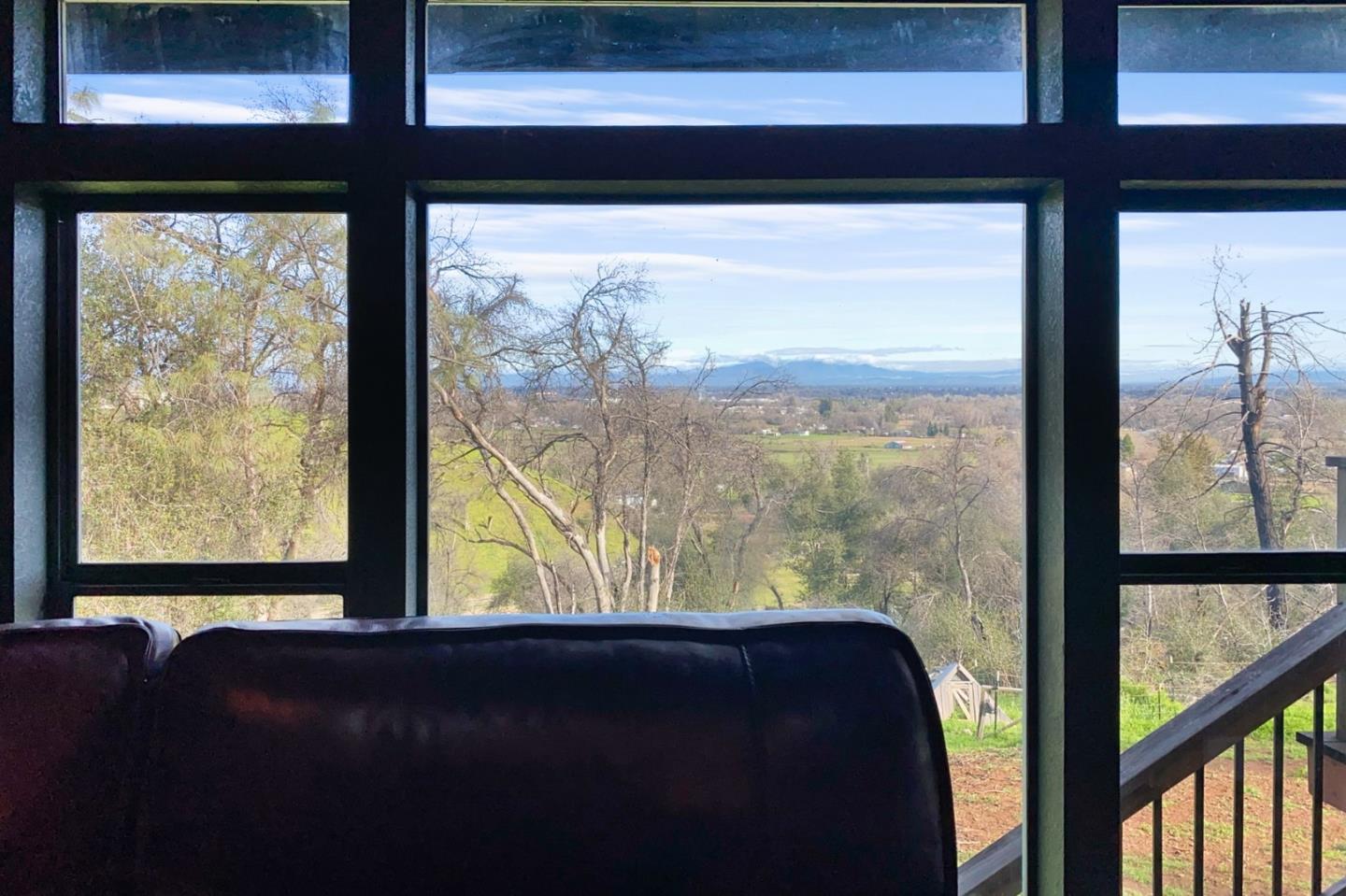 Detail Gallery Image 7 of 64 For 19789 Weide Way, Anderson,  CA 96007 - 3 Beds | 2 Baths