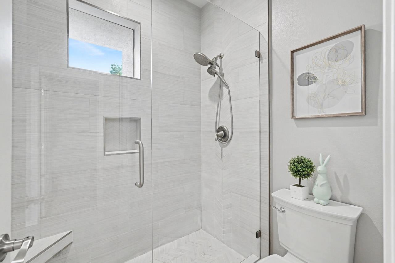 Detail Gallery Image 18 of 35 For 159 Irene Ct, Mountain View,  CA 94043 - 3 Beds | 2/1 Baths