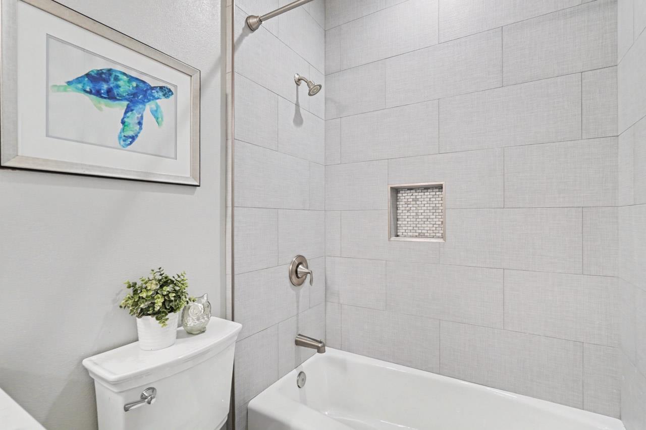 Detail Gallery Image 25 of 35 For 159 Irene Ct, Mountain View,  CA 94043 - 3 Beds | 2/1 Baths