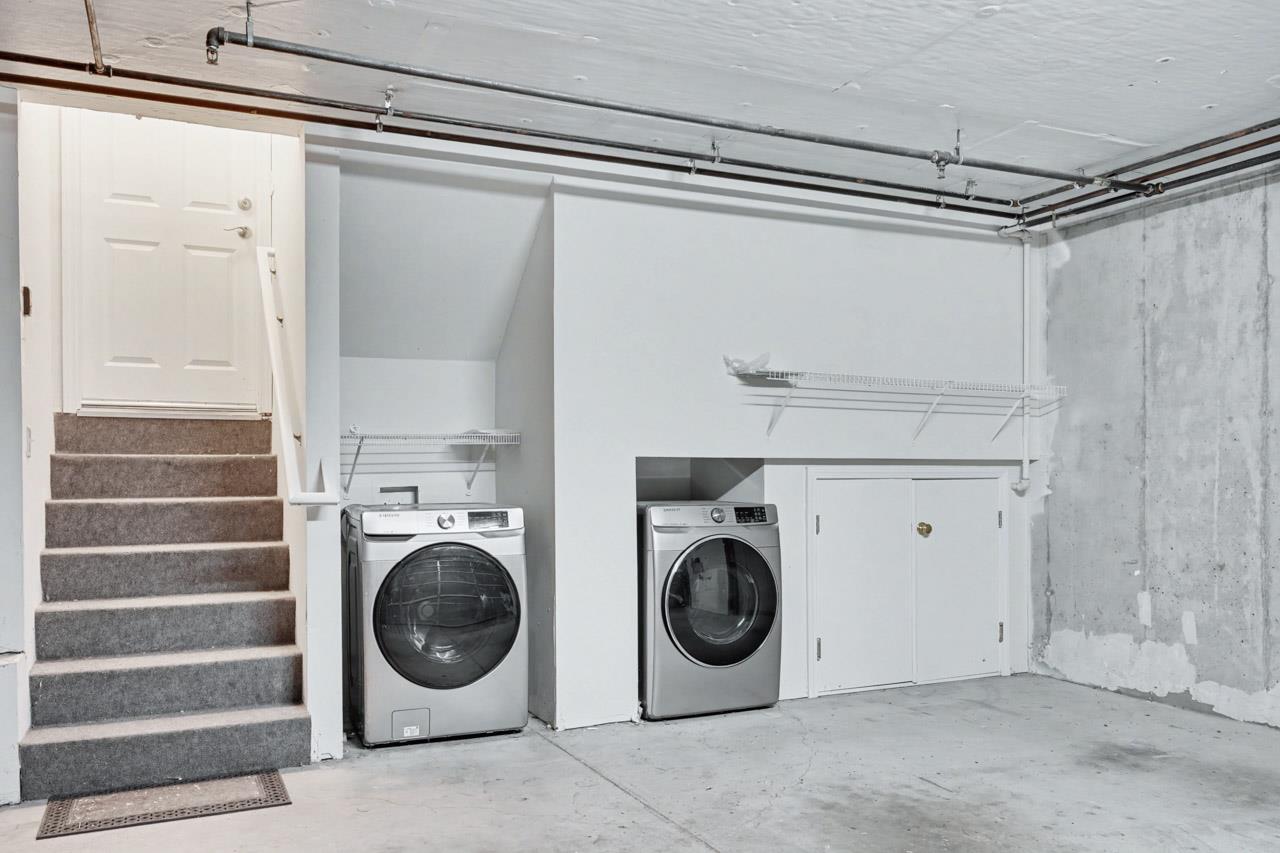 Detail Gallery Image 28 of 35 For 159 Irene Ct, Mountain View,  CA 94043 - 3 Beds | 2/1 Baths