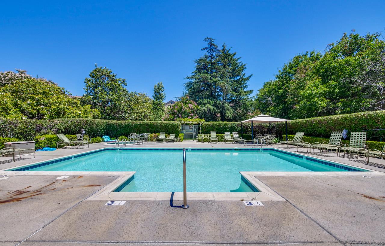 Detail Gallery Image 33 of 35 For 159 Irene Ct, Mountain View,  CA 94043 - 3 Beds | 2/1 Baths