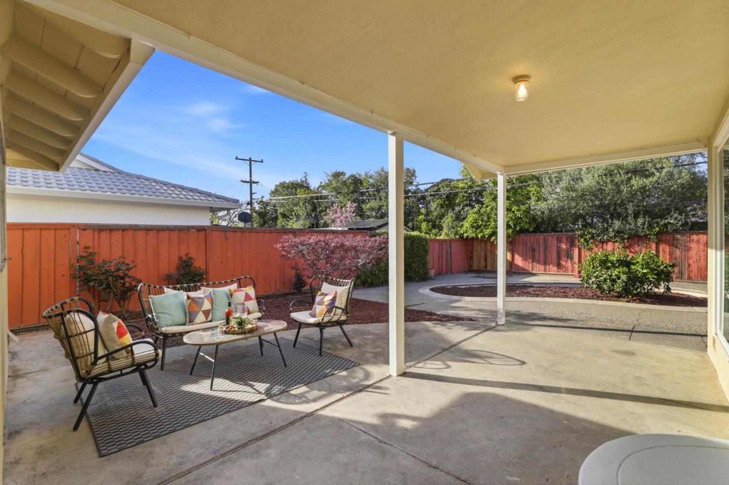 Detail Gallery Image 27 of 33 For 1711 Blossom Hill Road, San Jose,  CA 95124 - 4 Beds | 2 Baths